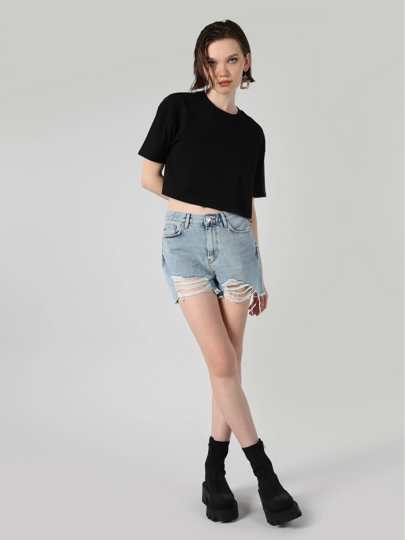 Футболки и поло Colin’s модель CL1063420BLK Футболки и поло Colin’s модель CL1063420BLK Фото