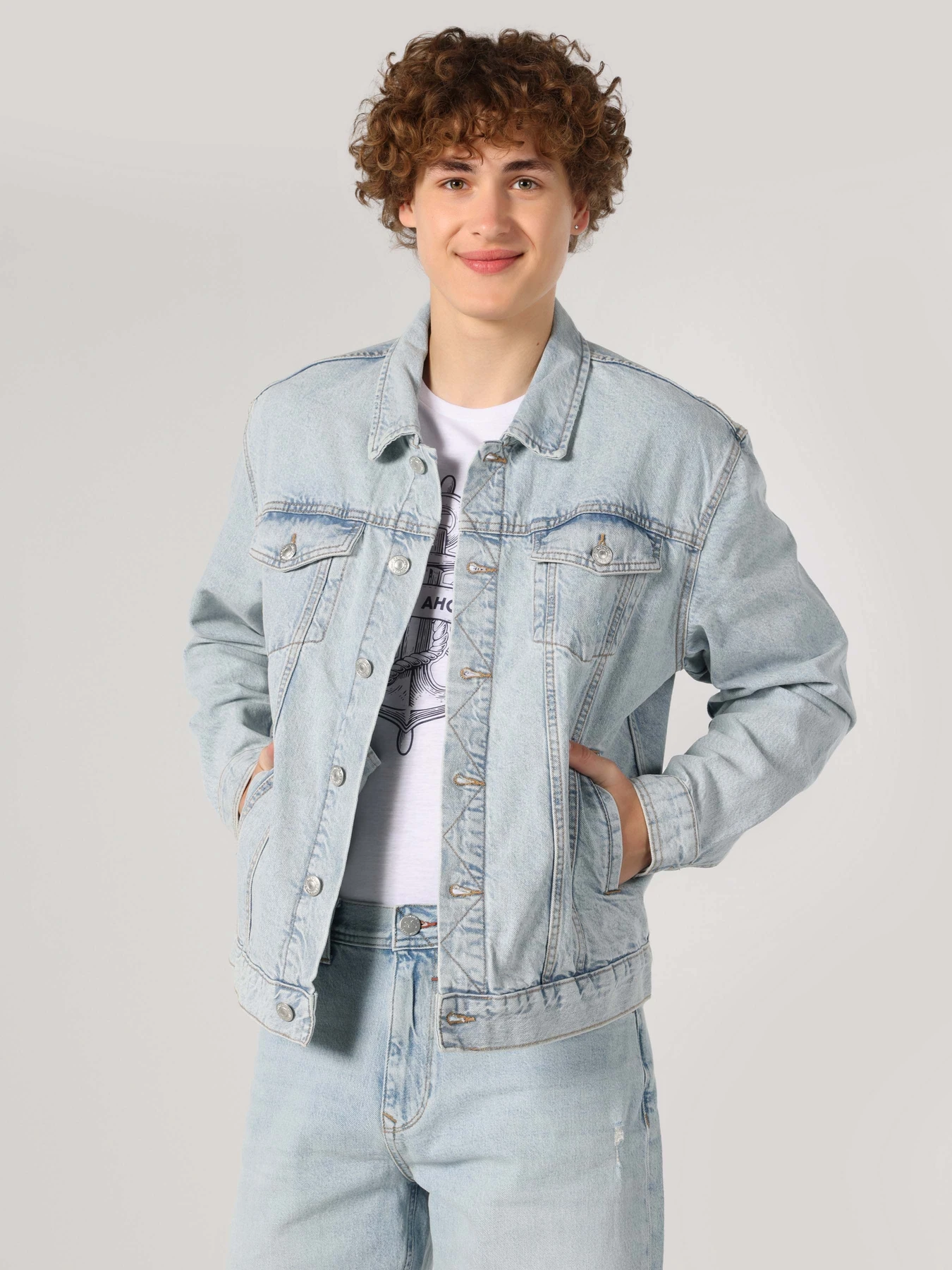 Куртки и дубленки Colin’s модель CL1063606DN42612 Куртки и дубленки Colin’s модель CL1063606DN42612 Фото