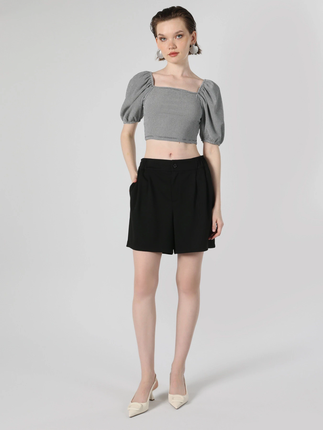 Шорты Colin’s модель CL1063769BLK Фото