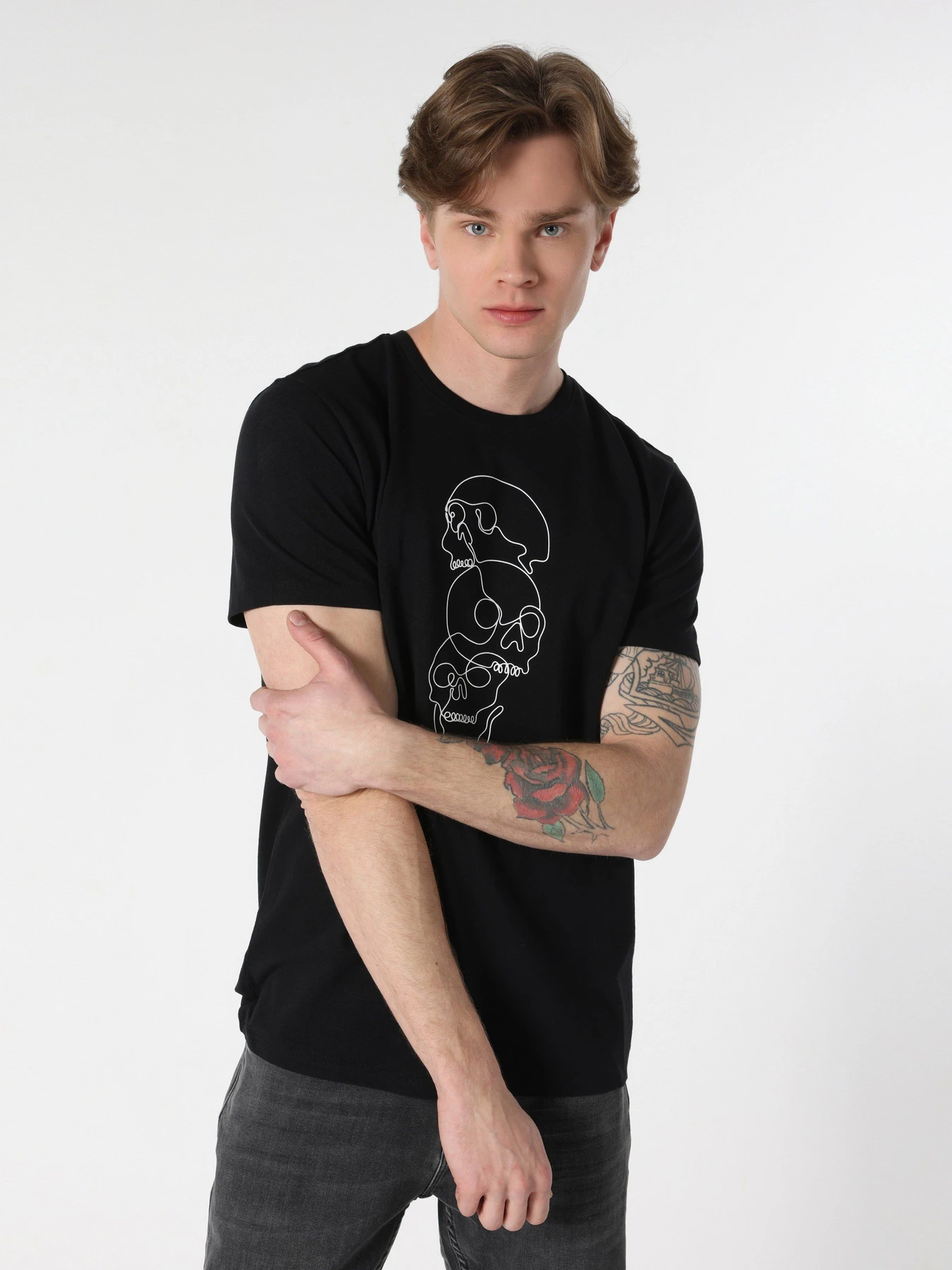 Футболки и поло Colin’s модель CL1064115BLK Футболки и поло Colin’s модель CL1064115BLK Фото