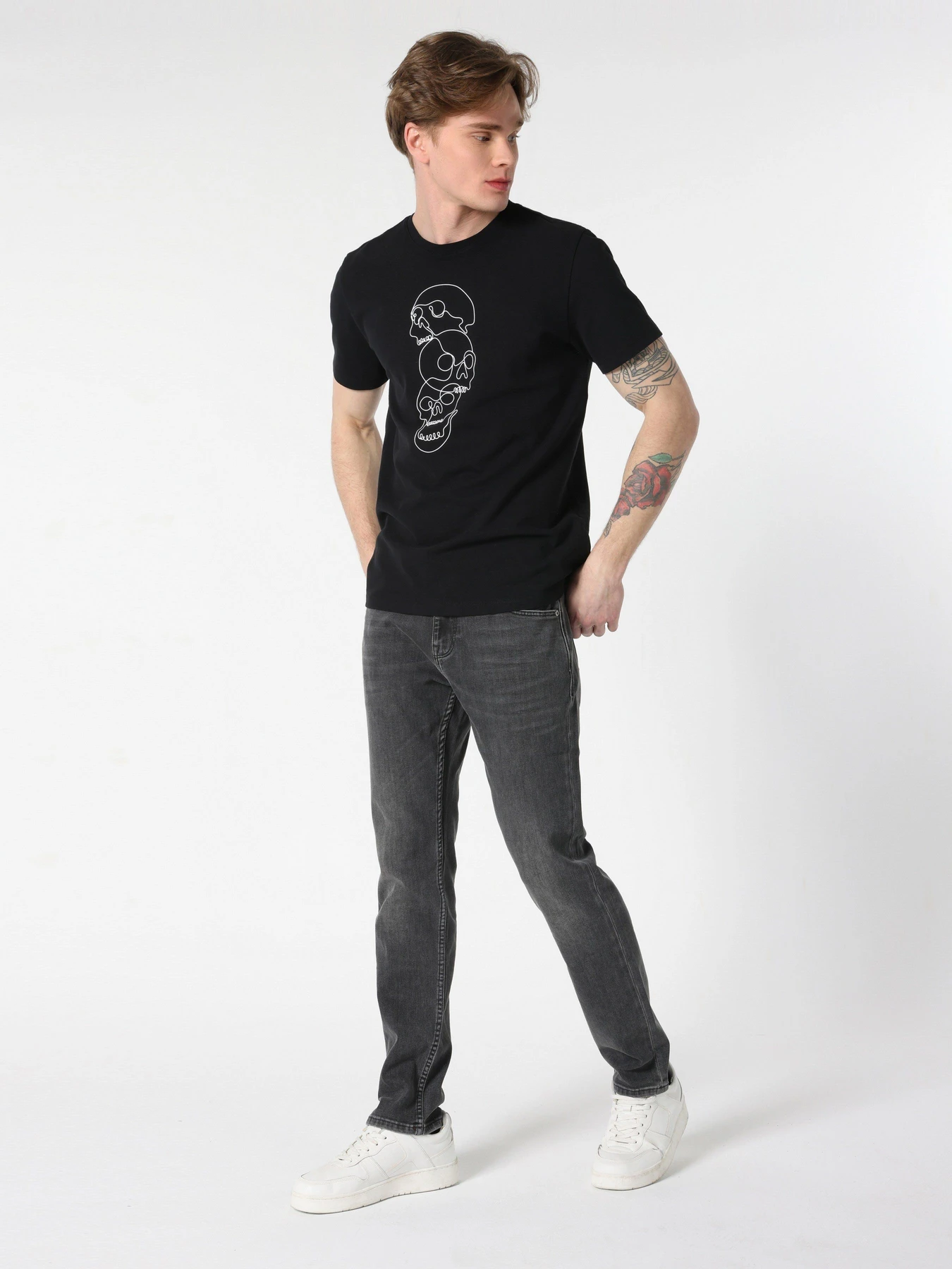 Футболки и поло Colin’s модель CL1064115BLK Футболки и поло Colin’s модель CL1064115BLK Фото
