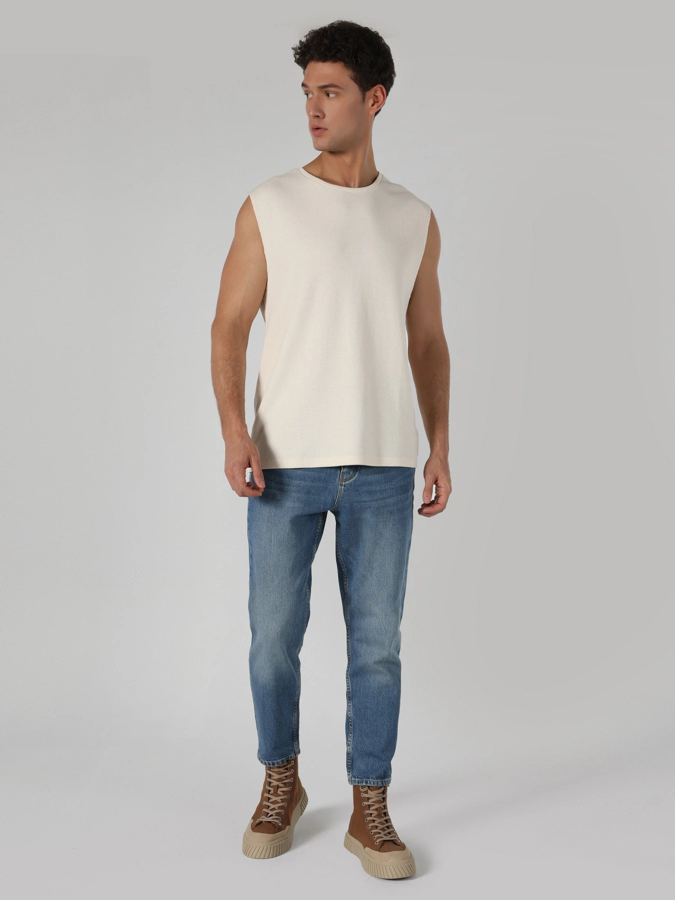 Футболки и поло Colin’s модель CL1064159OFW Футболки и поло Colin’s модель CL1064159OFW Фото