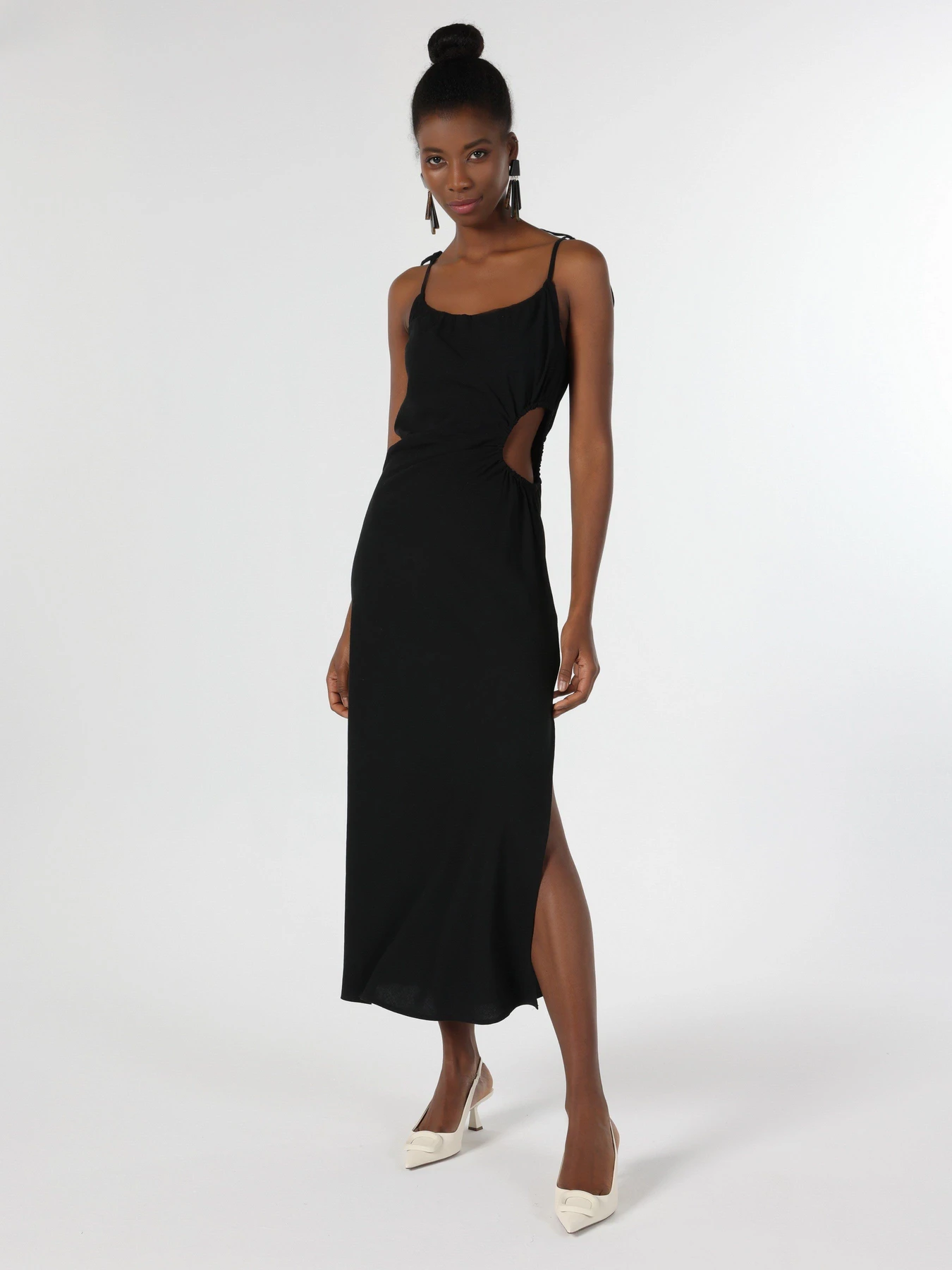 Платья Colin’s модель CL1064240BLK Платья Colin’s модель CL1064240BLK Фото