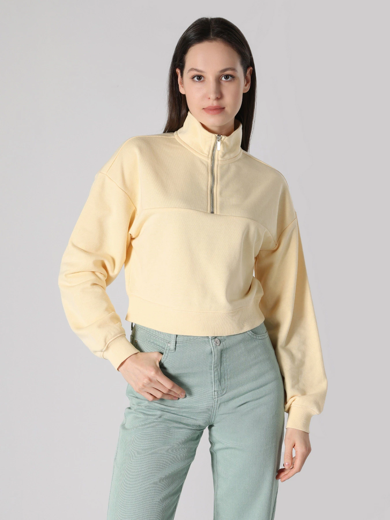 Худи и свитшоты Colin’s модель CL1062590LYL Худи и свитшоты Colin’s модель CL1062590LYL Фото