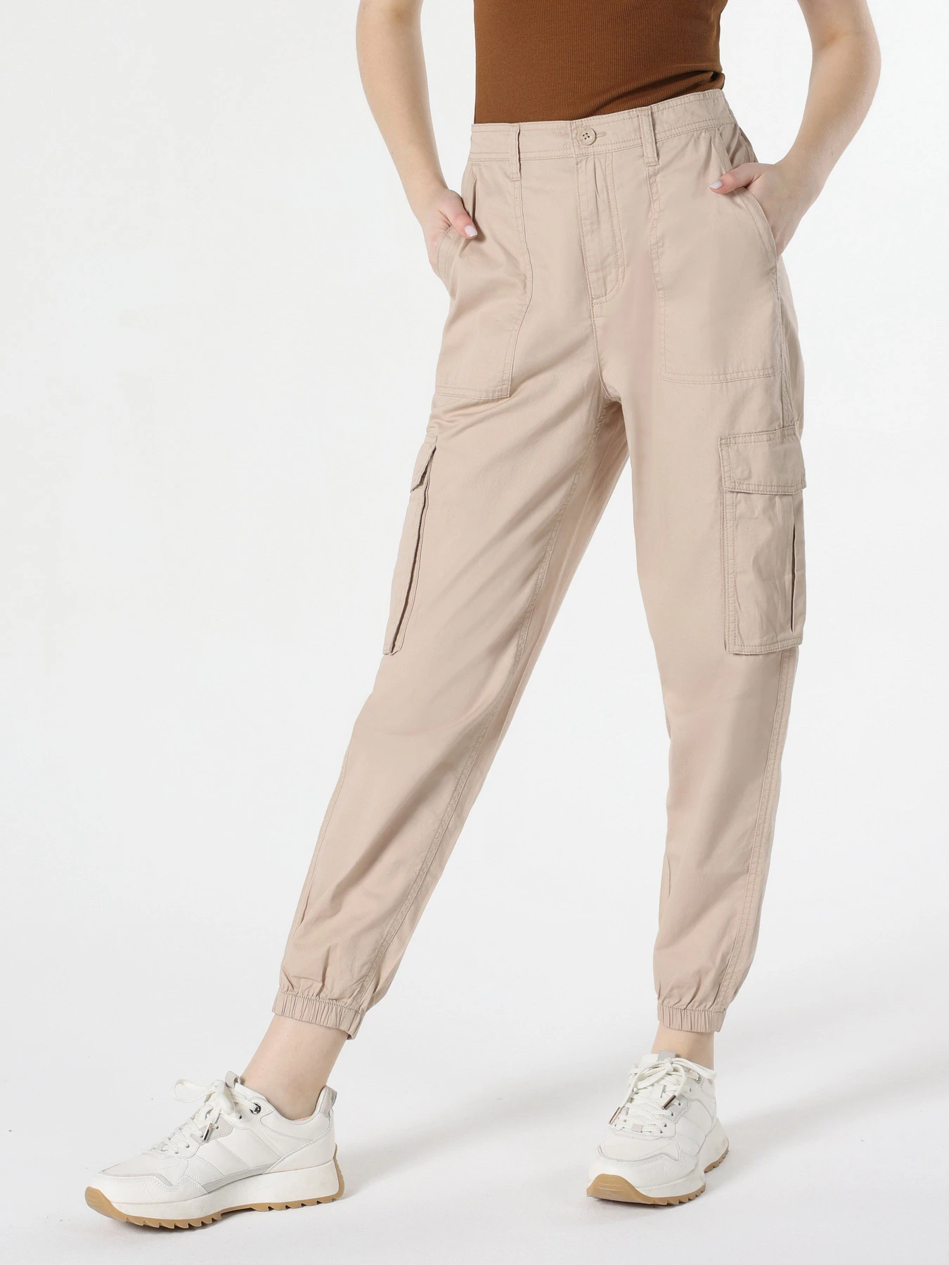 Брюки Colin’s модель CL1063165BEI Брюки Colin’s модель CL1063165BEI Фото