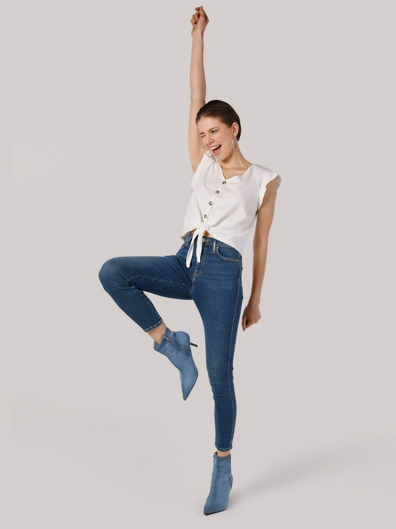 Футболки і поло Colin’s модель CL1063826WHT Футболки і поло Colin’s модель CL1063826WHT Фото