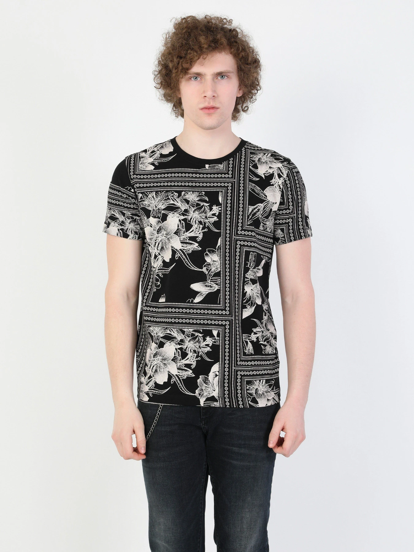 Футболки і поло Colin’s модель CL1046493BLK Футболки і поло Colin’s модель CL1046493BLK Фото
