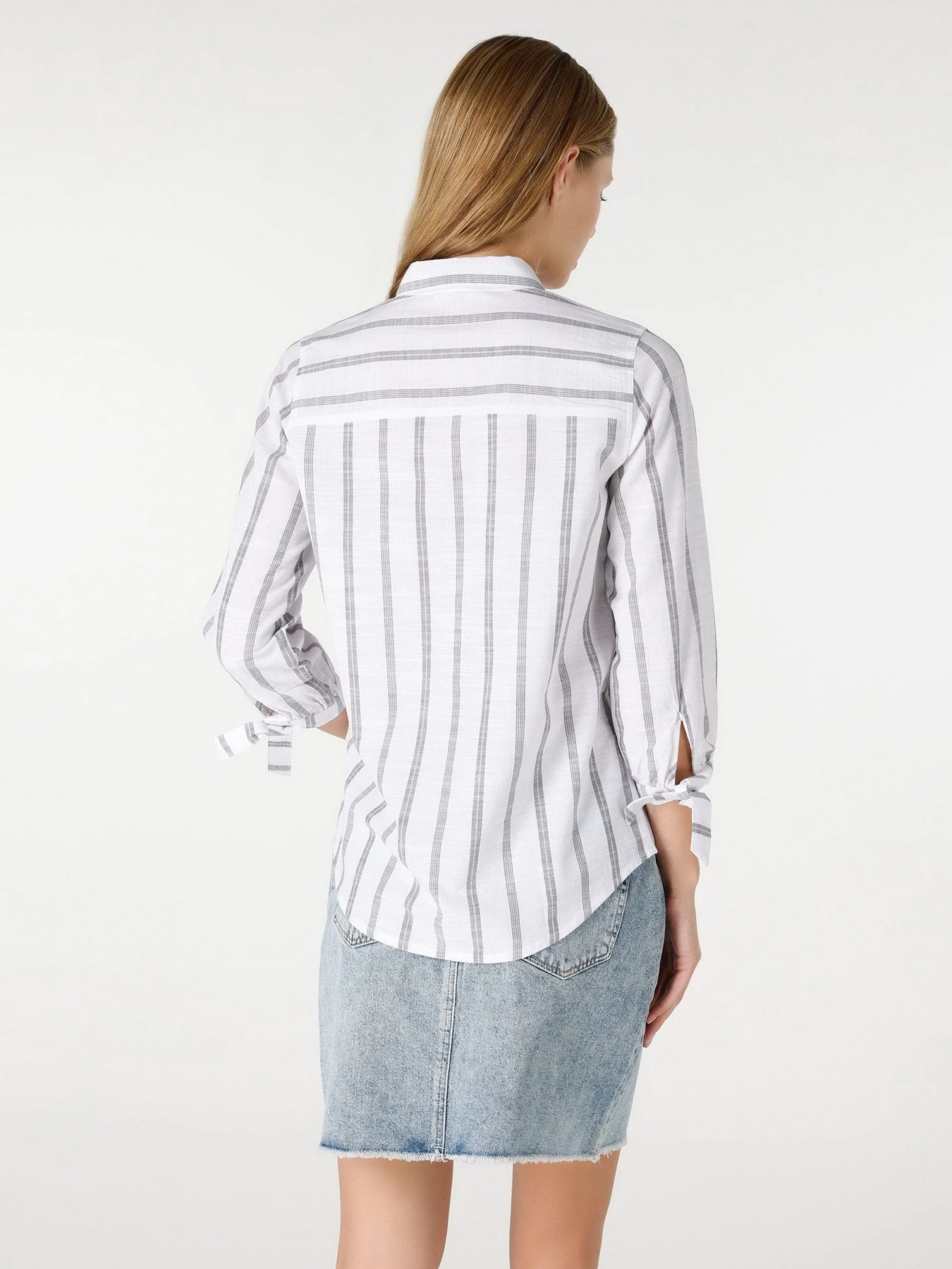 Рубашки Colin’s модель CL1064440WHT Рубашки Colin’s модель CL1064440WHT Фото
