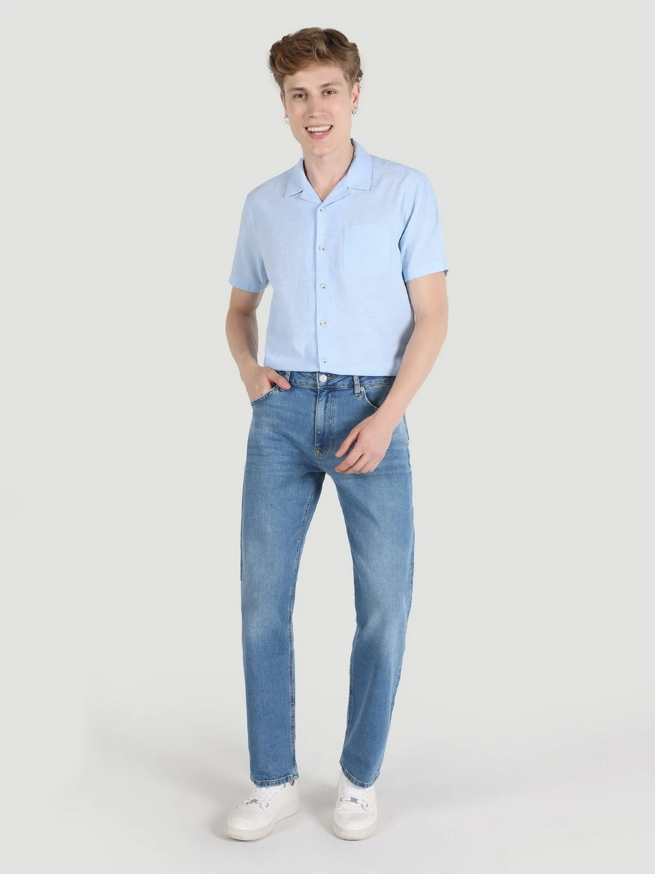 Джинси Colin’s 045 David модель CL1066104DN42926 Джинси Colin’s 045 David модель CL1066104DN42926 Фото