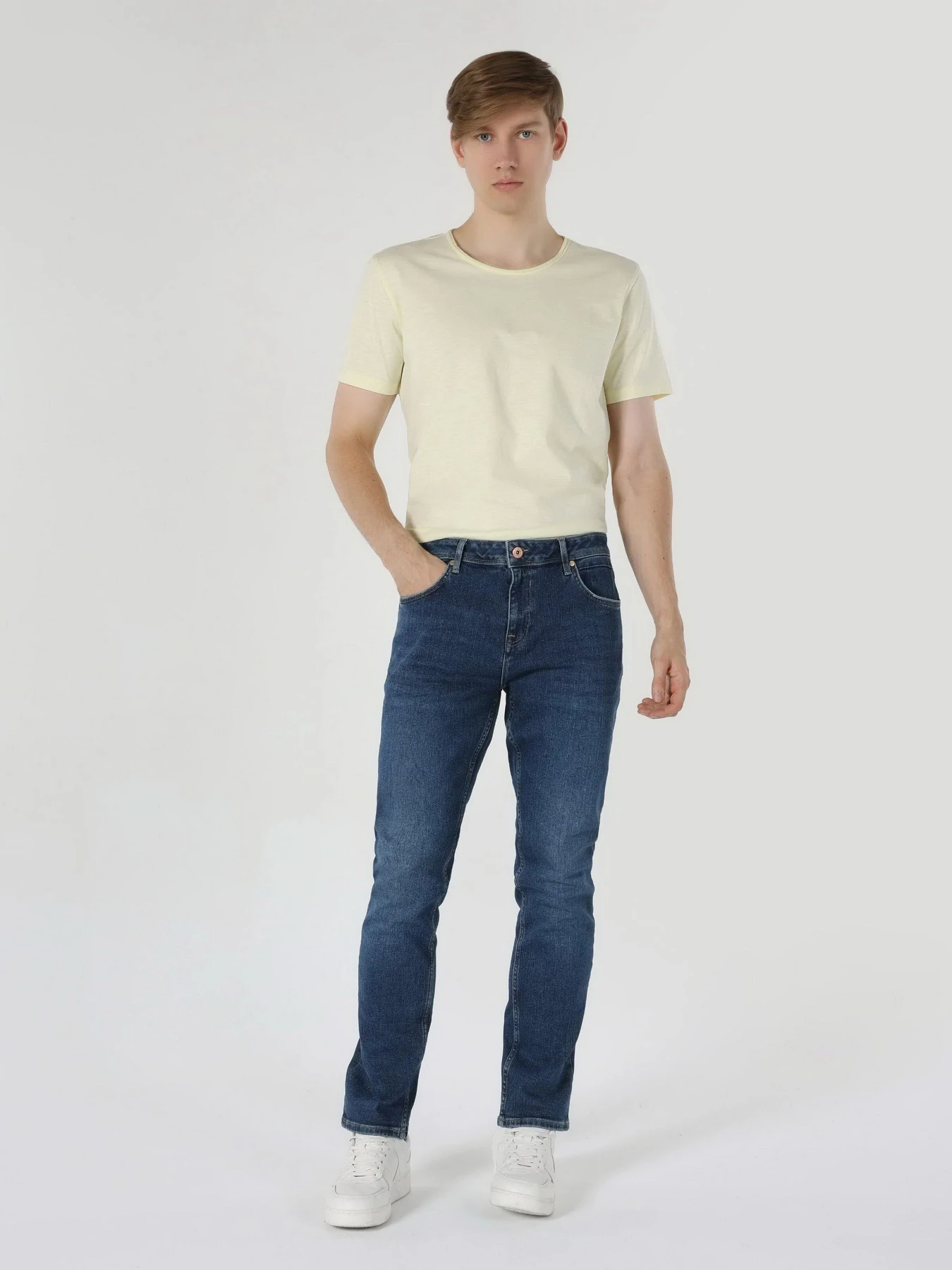 Джинси Colin’s 044 Karl модель CL1062425DN08325 Джинси Colin’s 044 Karl модель CL1062425DN08325 Фото