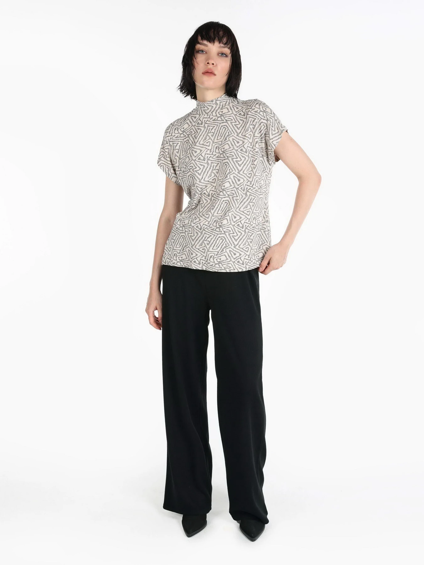 Брюки Colin’s модель CL1065911BLK Брюки Colin’s модель CL1065911BLK Фото