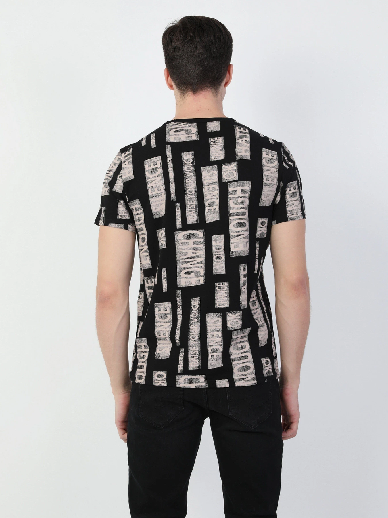 Футболки і поло Colin’s модель CL1048496BLK Футболки і поло Colin’s модель CL1048496BLK Фото