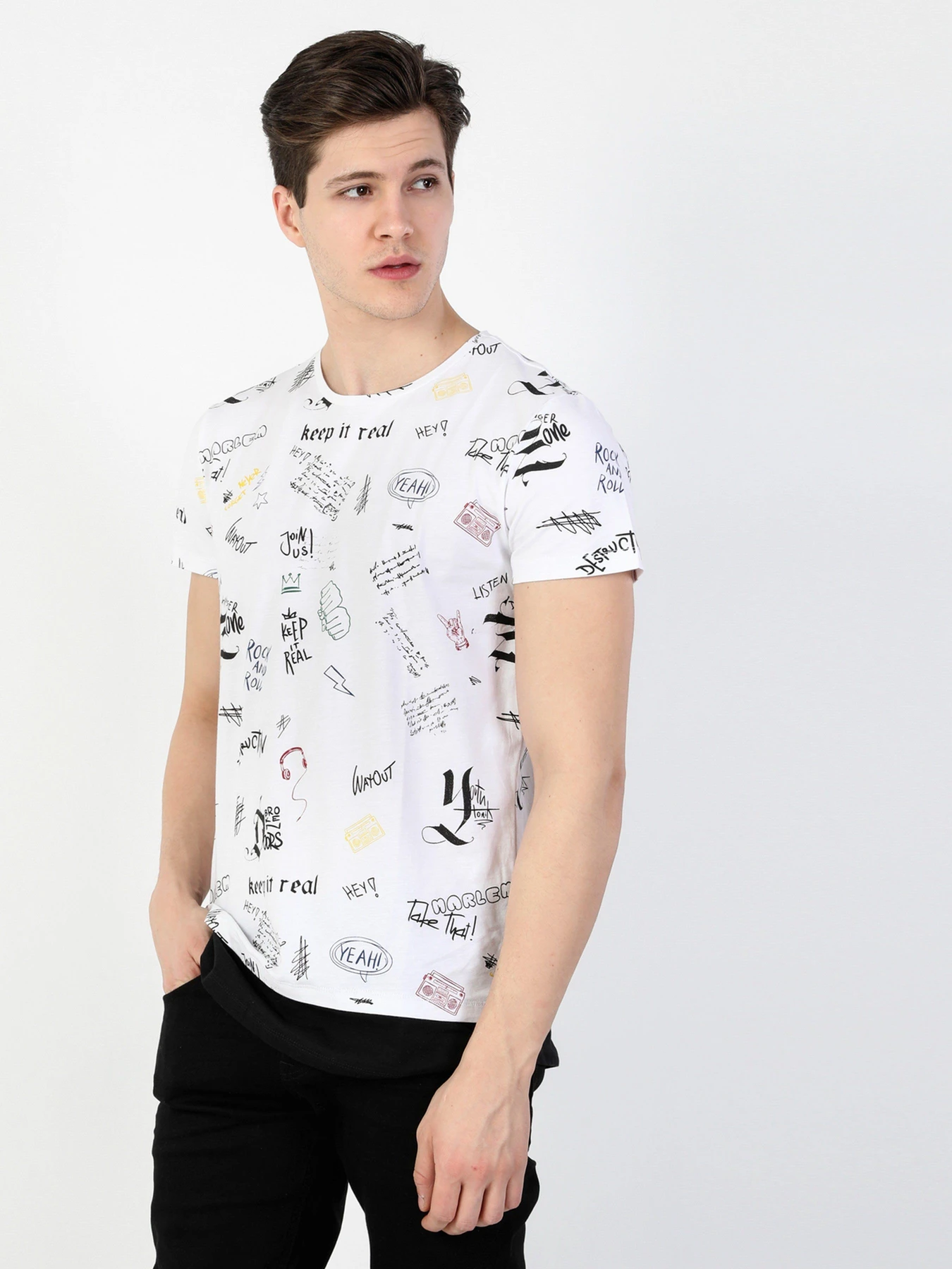 Футболки і поло Colin’s модель CL1048572WHT Футболки і поло Colin’s модель CL1048572WHT Фото