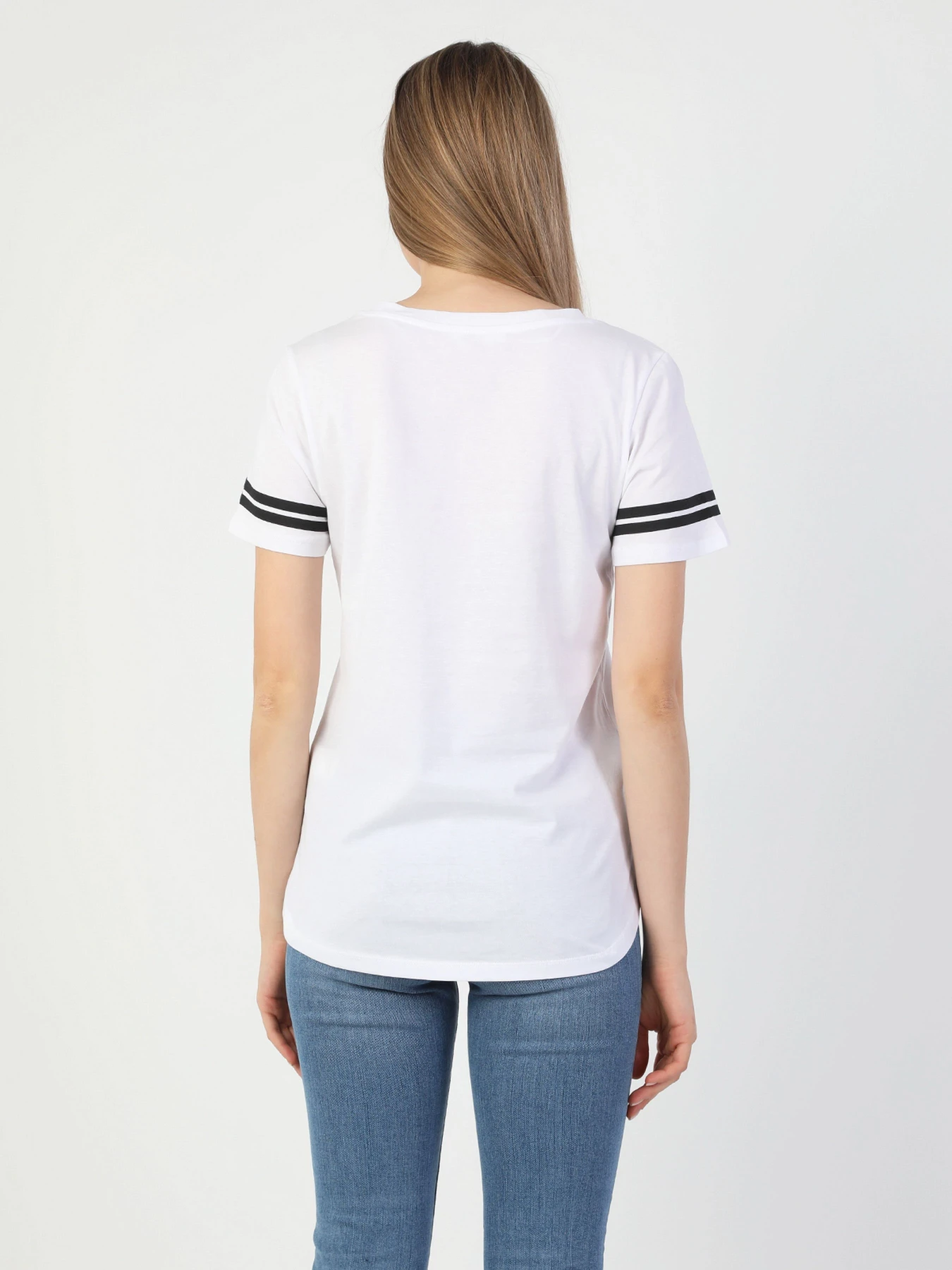 Футболки і поло Colin’s модель CL1049160WHT Футболки і поло Colin’s модель CL1049160WHT Фото