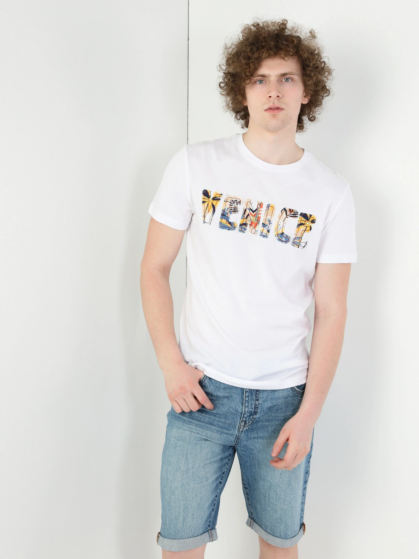 Футболки и поло Colin’s модель CL1049423WHT Футболки и поло Colin’s модель CL1049423WHT Фото