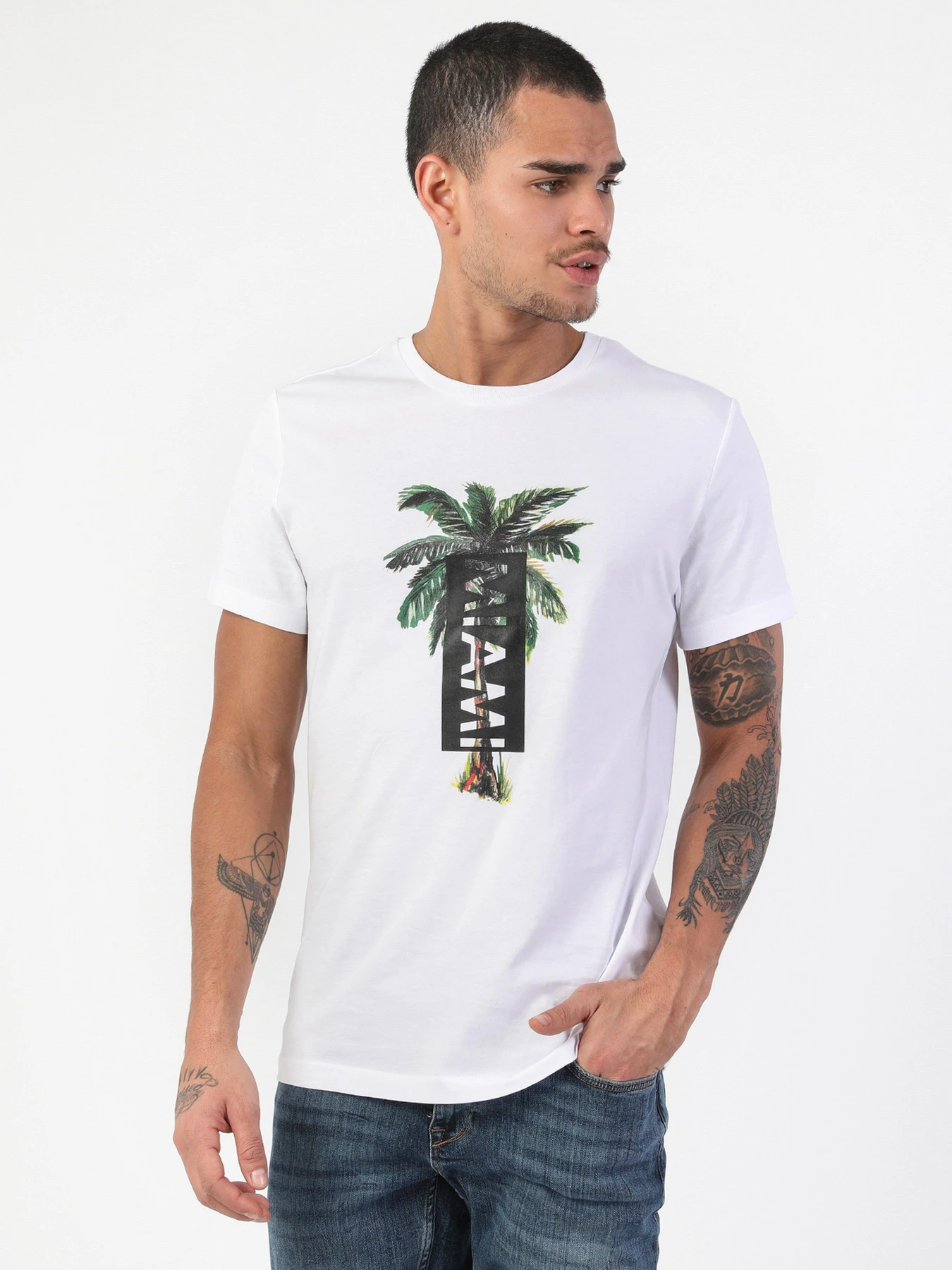 Футболки и поло Colin’s модель CL1049426WHT Футболки и поло Colin’s модель CL1049426WHT Фото