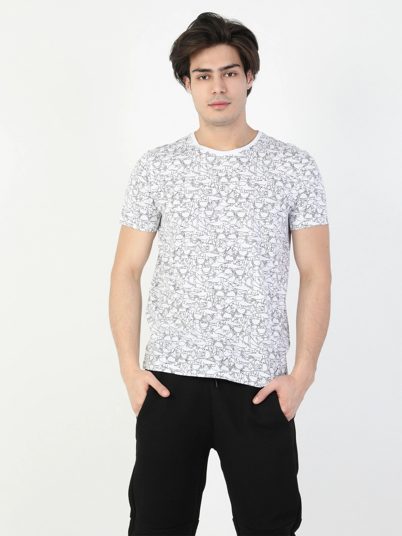 Футболки и поло Colin’s модель CL1049444WHT Футболки и поло Colin’s модель CL1049444WHT Фото