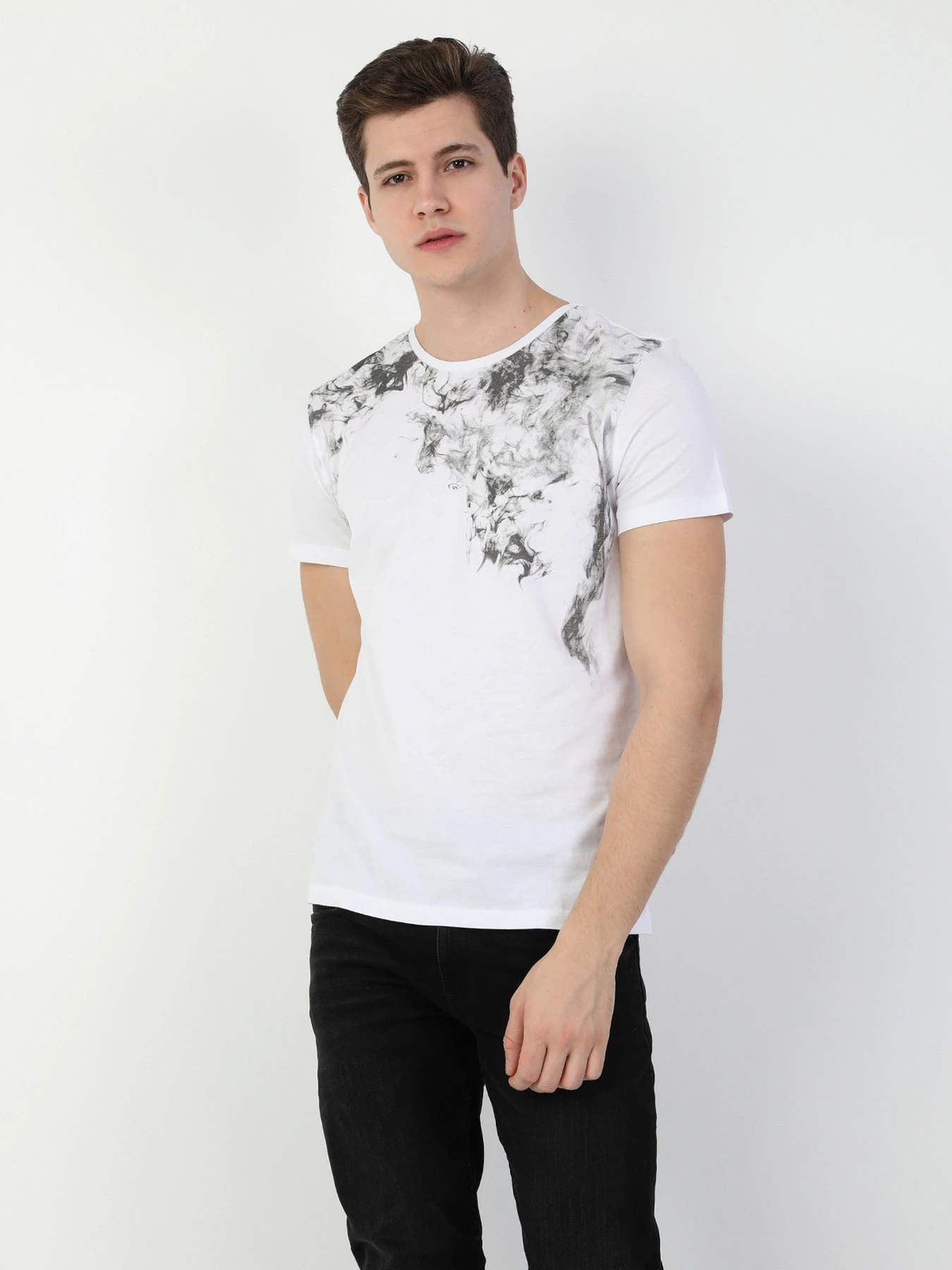 Футболки и поло Colin’s модель CL1049733WHT Футболки и поло Colin’s модель CL1049733WHT Фото