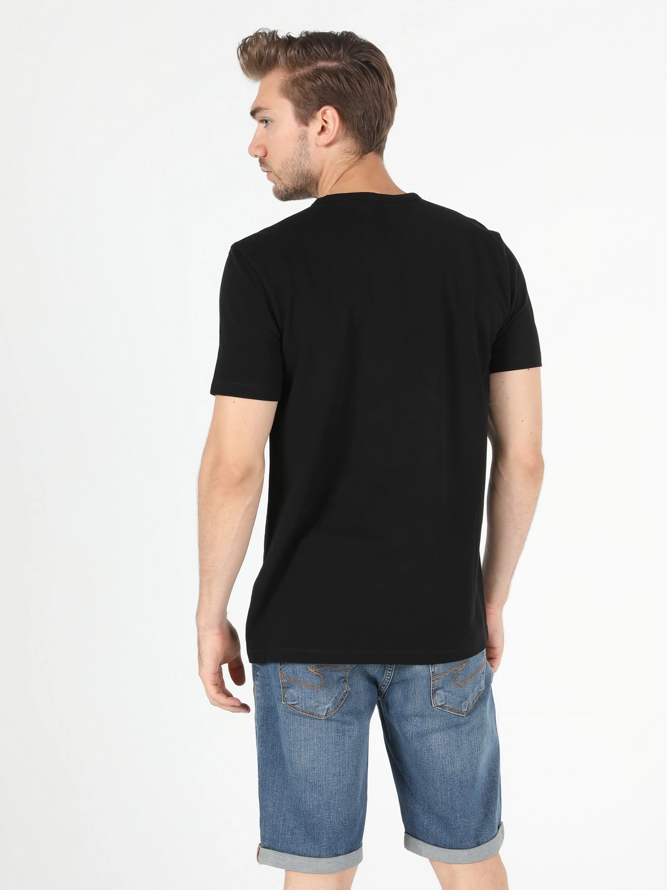 Футболки і поло Colin’s модель CL1049913BLK Футболки і поло Colin’s модель CL1049913BLK Фото