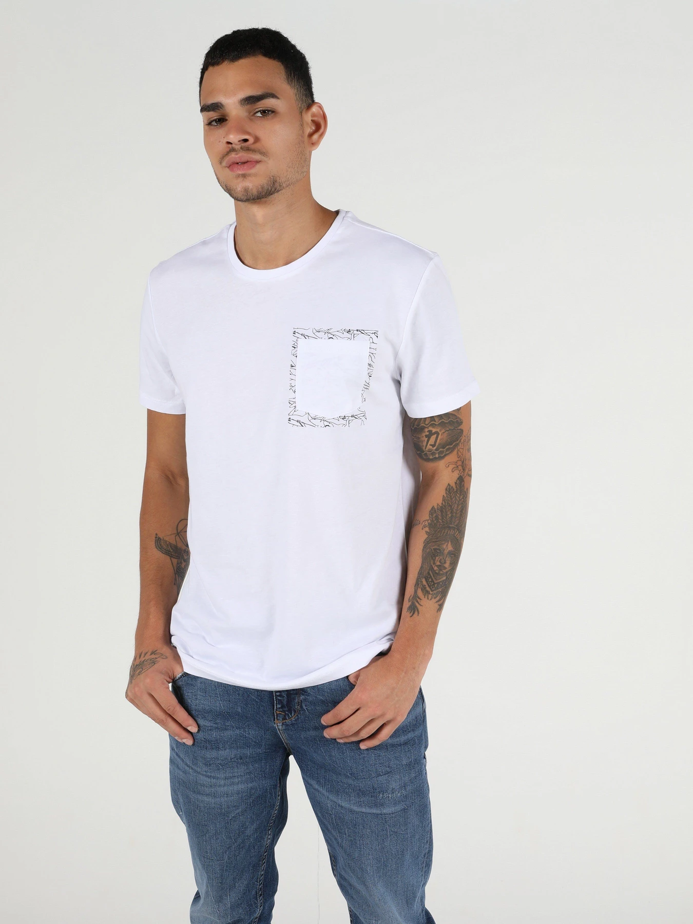 Футболки и поло Colin’s модель CL1050008WHT Футболки и поло Colin’s модель CL1050008WHT Фото