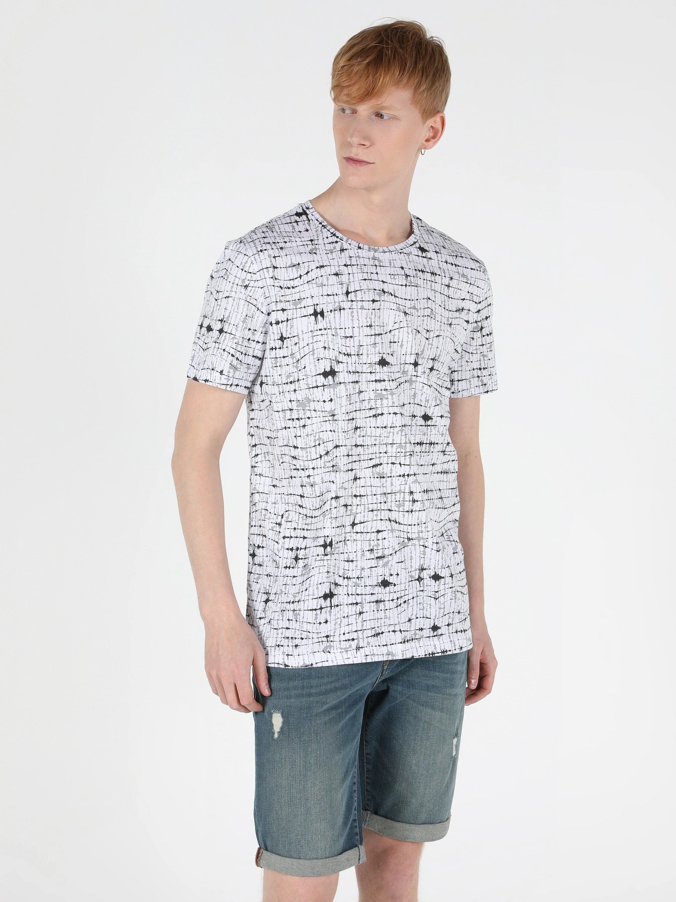 Футболки и поло Colin’s модель CL1050945WHT Футболки и поло Colin’s модель CL1050945WHT Фото