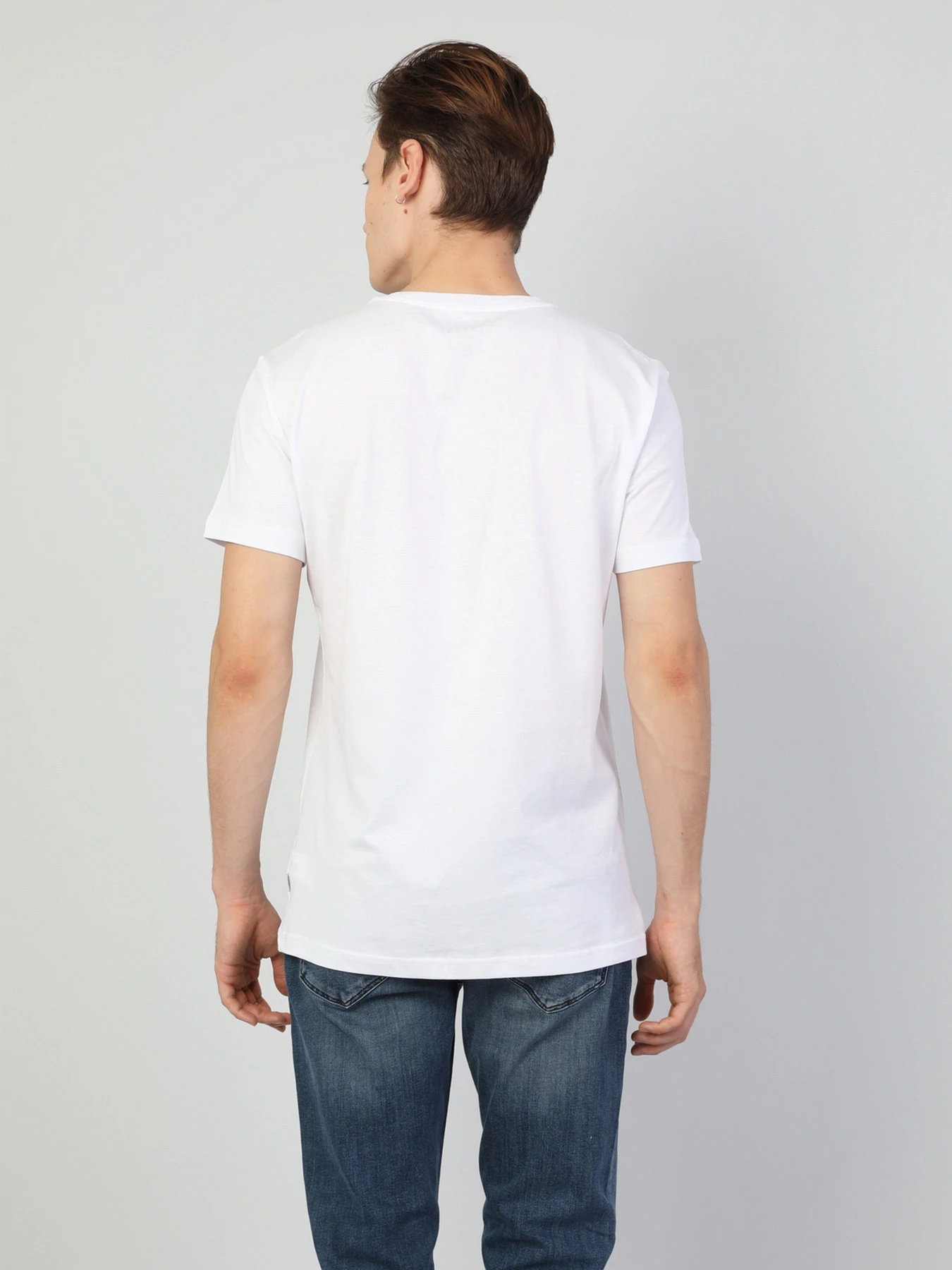 Футболки и поло Colin’s модель CLTKTTSHM0022575WHT Фото