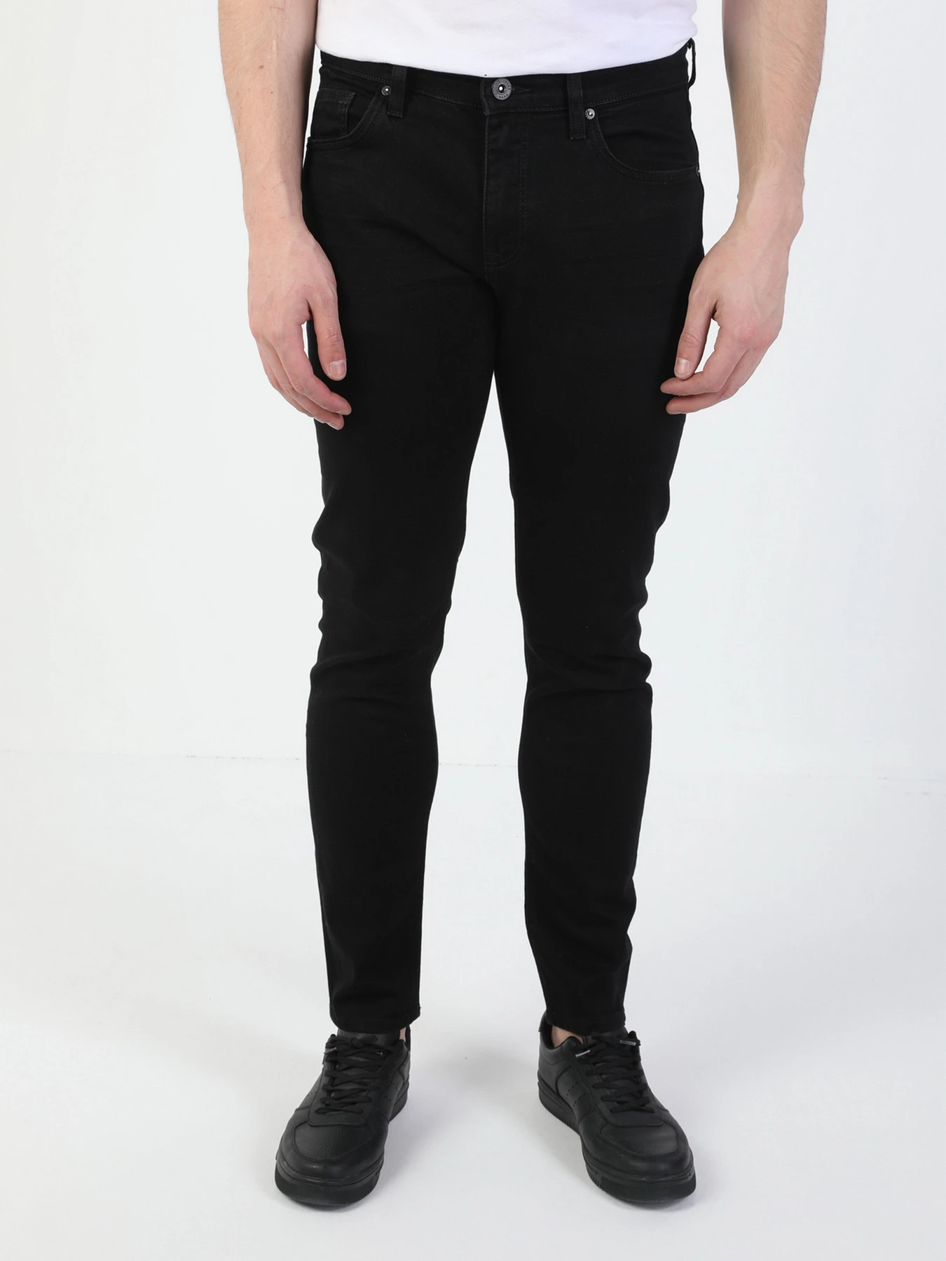Джинсы Colin’s 041 Danny Slim модель CL1034633DN08255 Джинсы Colin’s 041 Danny Slim модель CL1034633DN08255 Фото