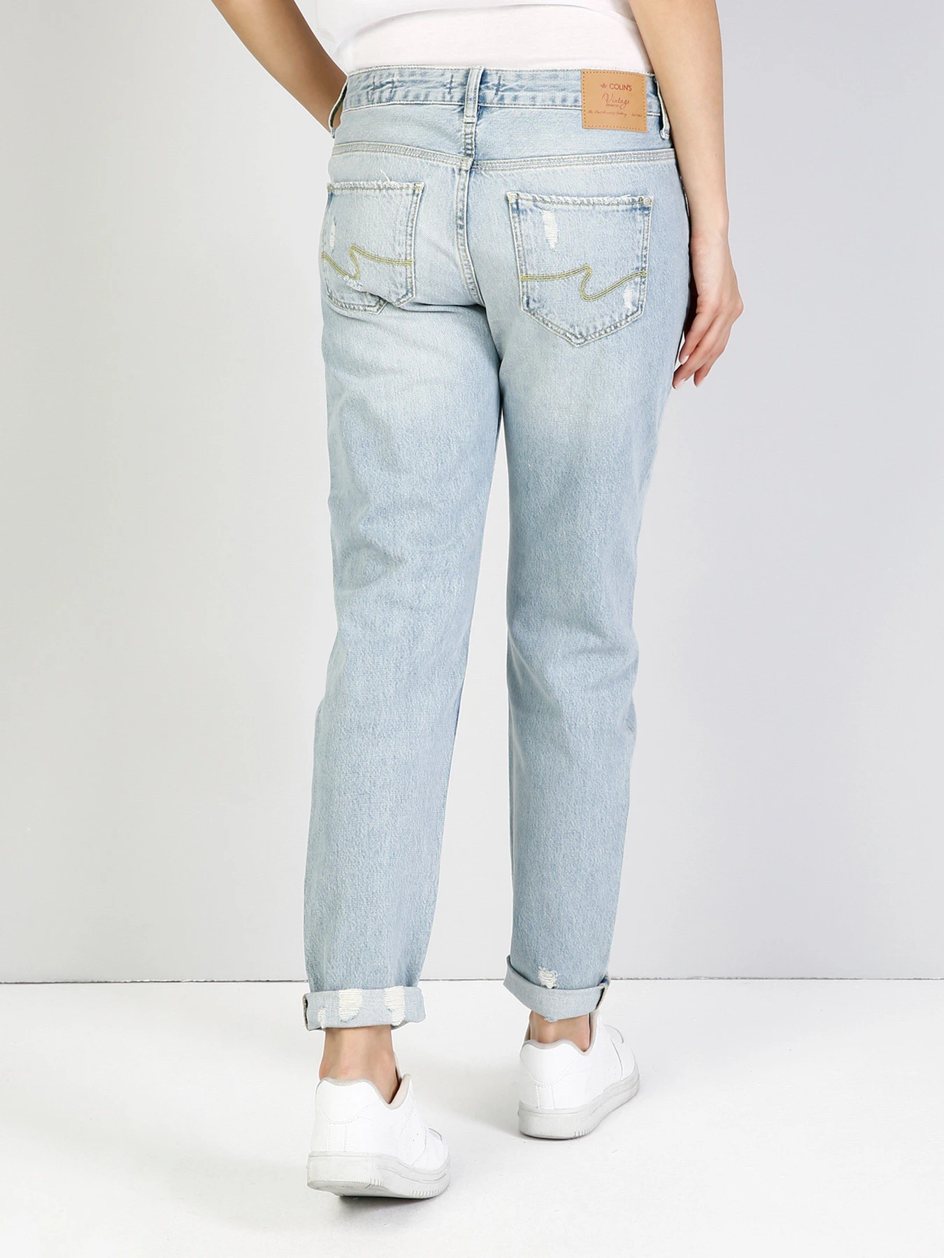 Джинси Colin’s 893 Julıa Boyfriend модель CL1036252DN02084 Джинси Colin’s 893 Julıa Boyfriend модель CL1036252DN02084 Фото