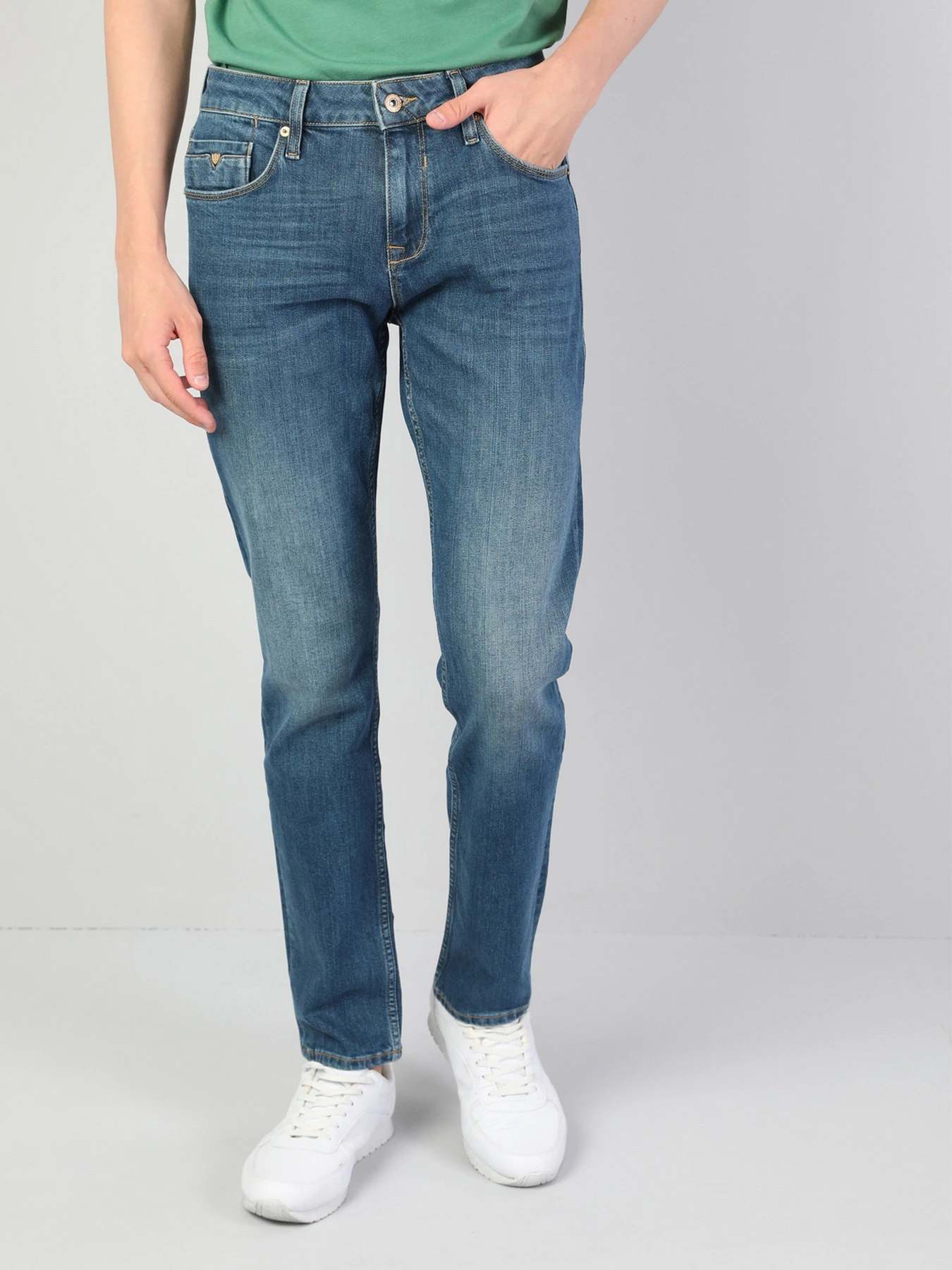 Джинсы Colin’s 044 Karl Straight модель CL1046248DN04232 Фото
