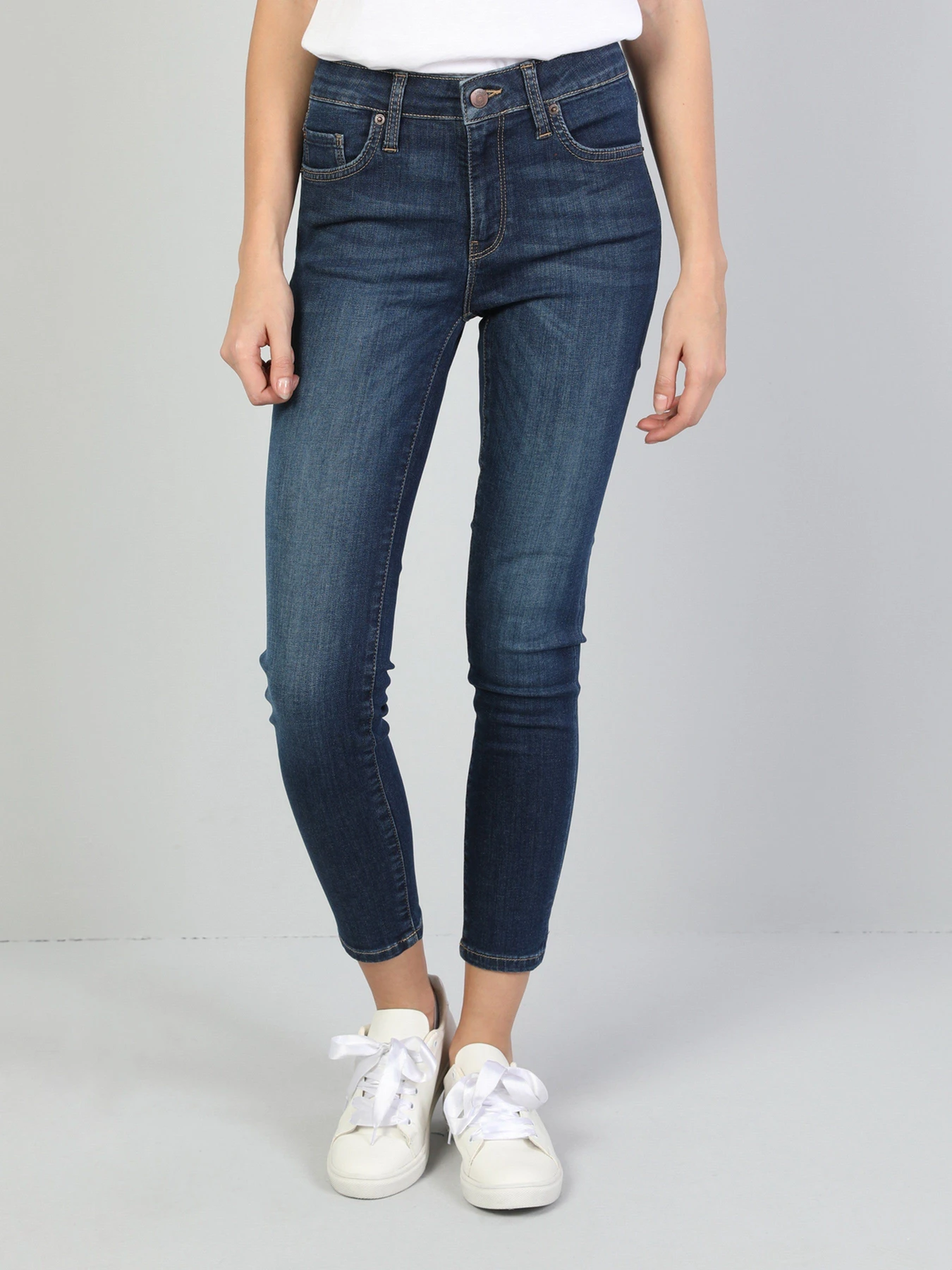 Джинсы Colin’s 759 Lara модель CL1047034DN00220 Фото