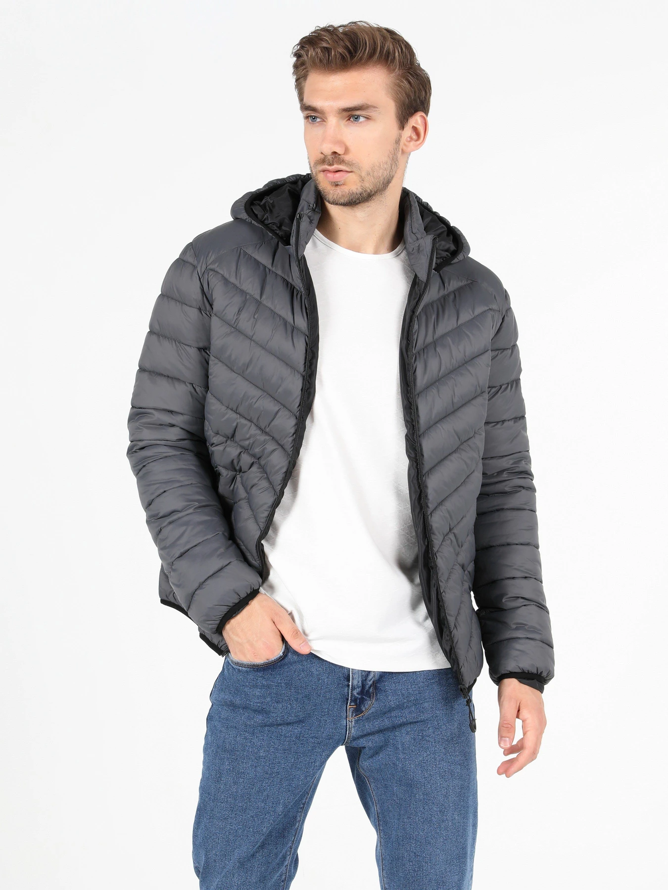 Куртки та дублянки Colin’s модель CL1021308ANT Куртки та дублянки Colin’s модель CL1021308ANT Фото