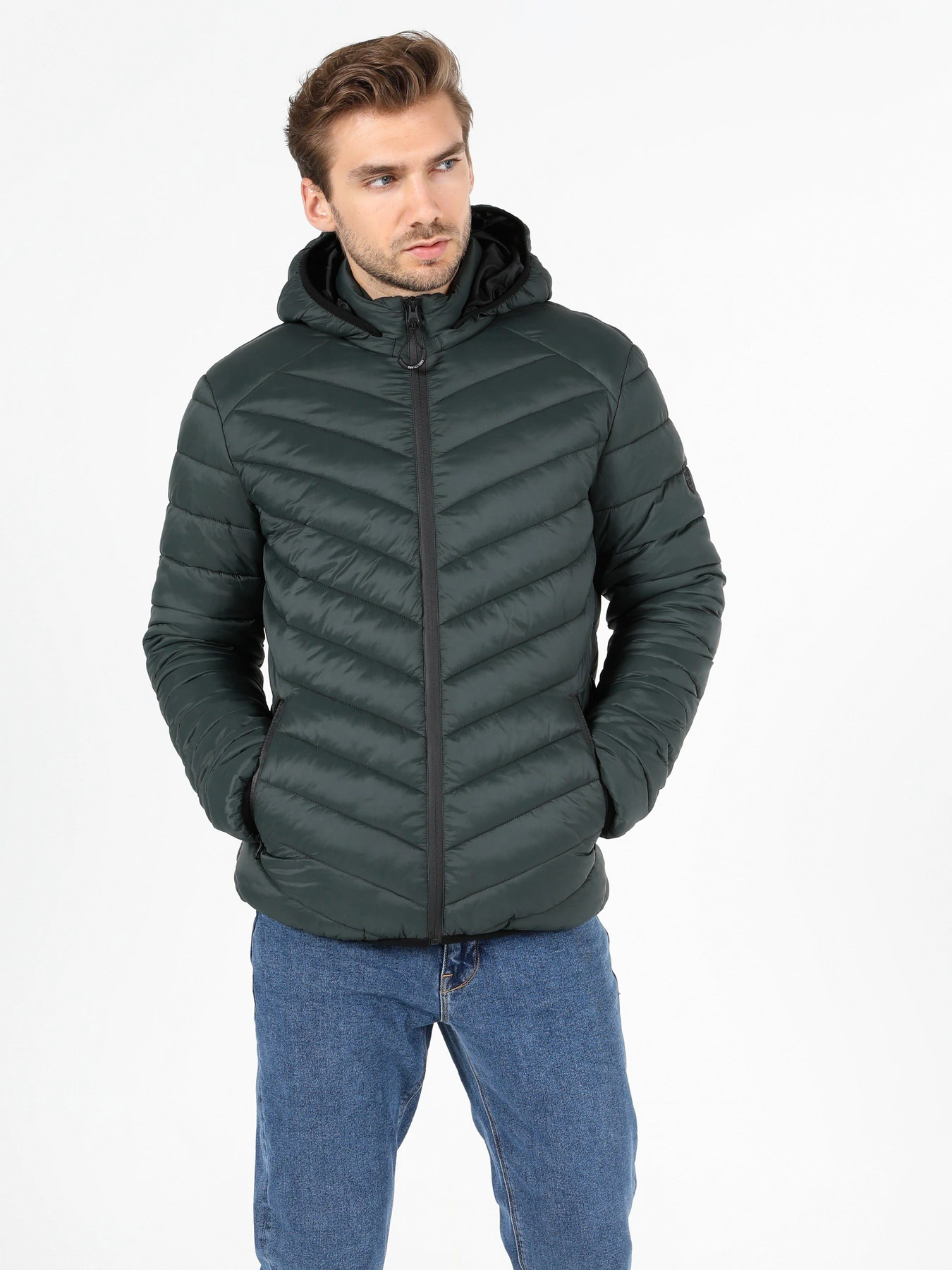 Куртки та дублянки Colin’s модель CL1021308GRE Куртки та дублянки Colin’s модель CL1021308GRE Фото