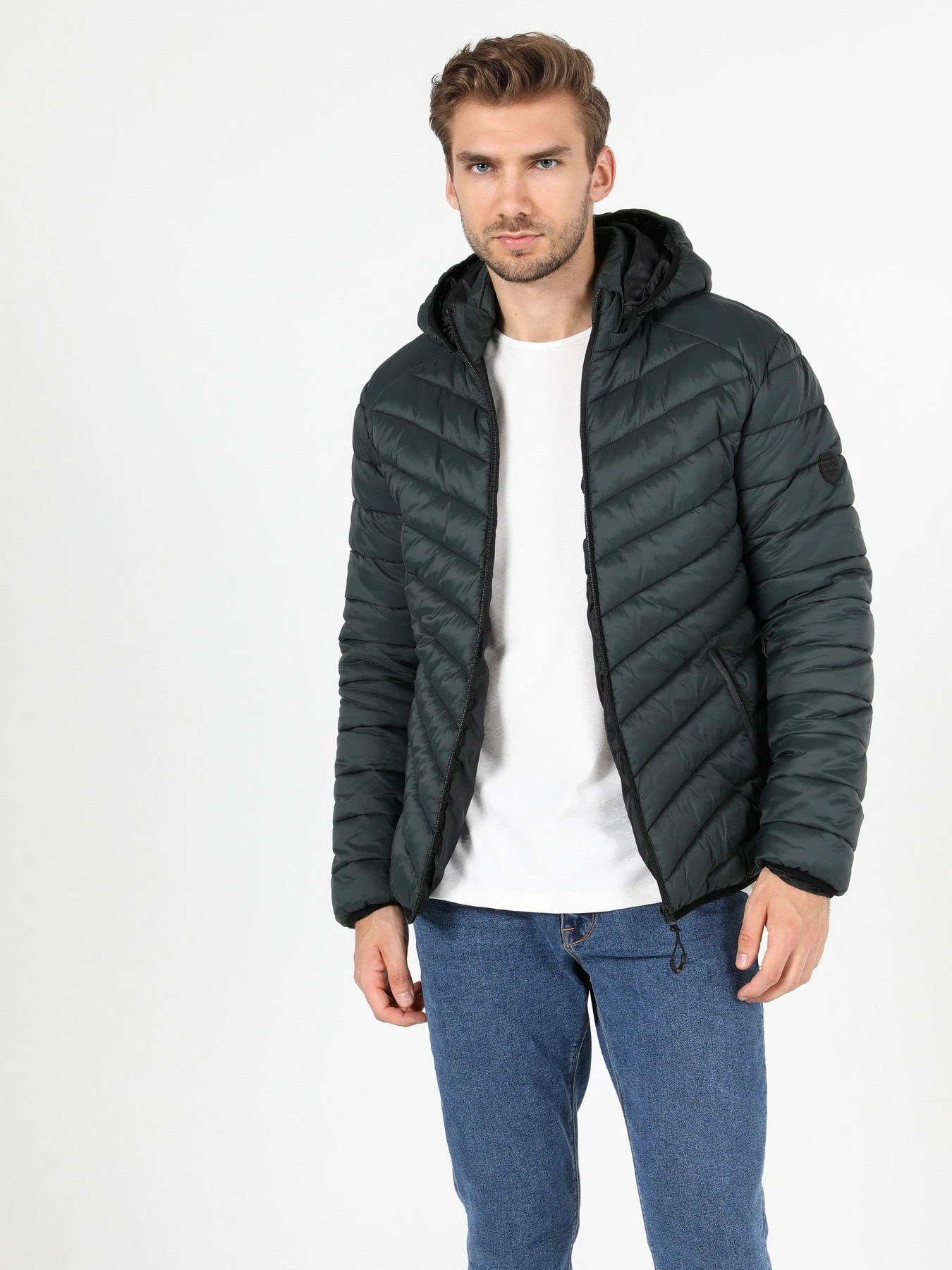 Куртки та дублянки Colin’s модель CL1021308GRE Куртки та дублянки Colin’s модель CL1021308GRE Фото