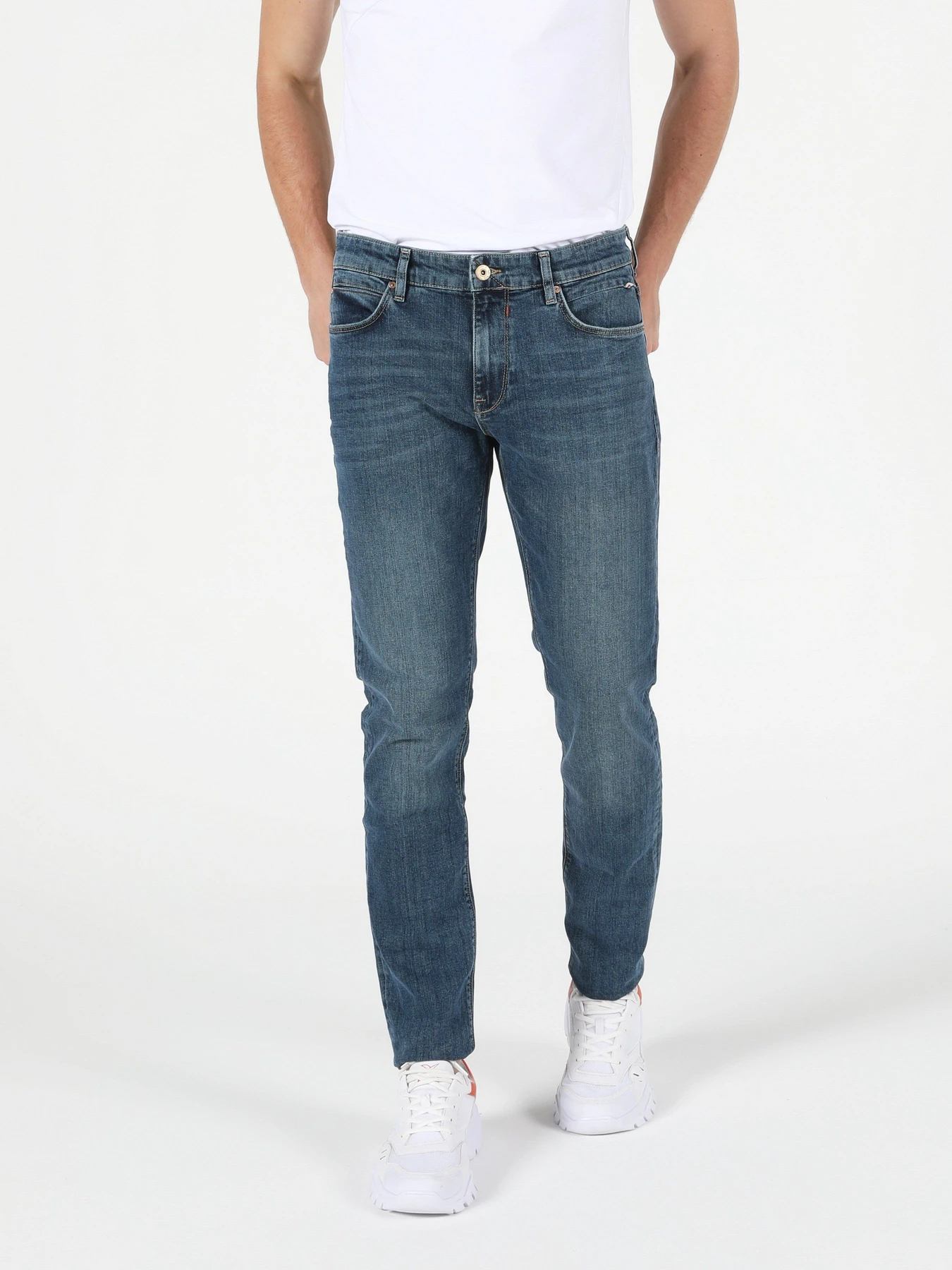 Джинси Colin’s 041 Danny Slim модель CL1051672DN07610 Джинси Colin’s 041 Danny Slim модель CL1051672DN07610 Фото