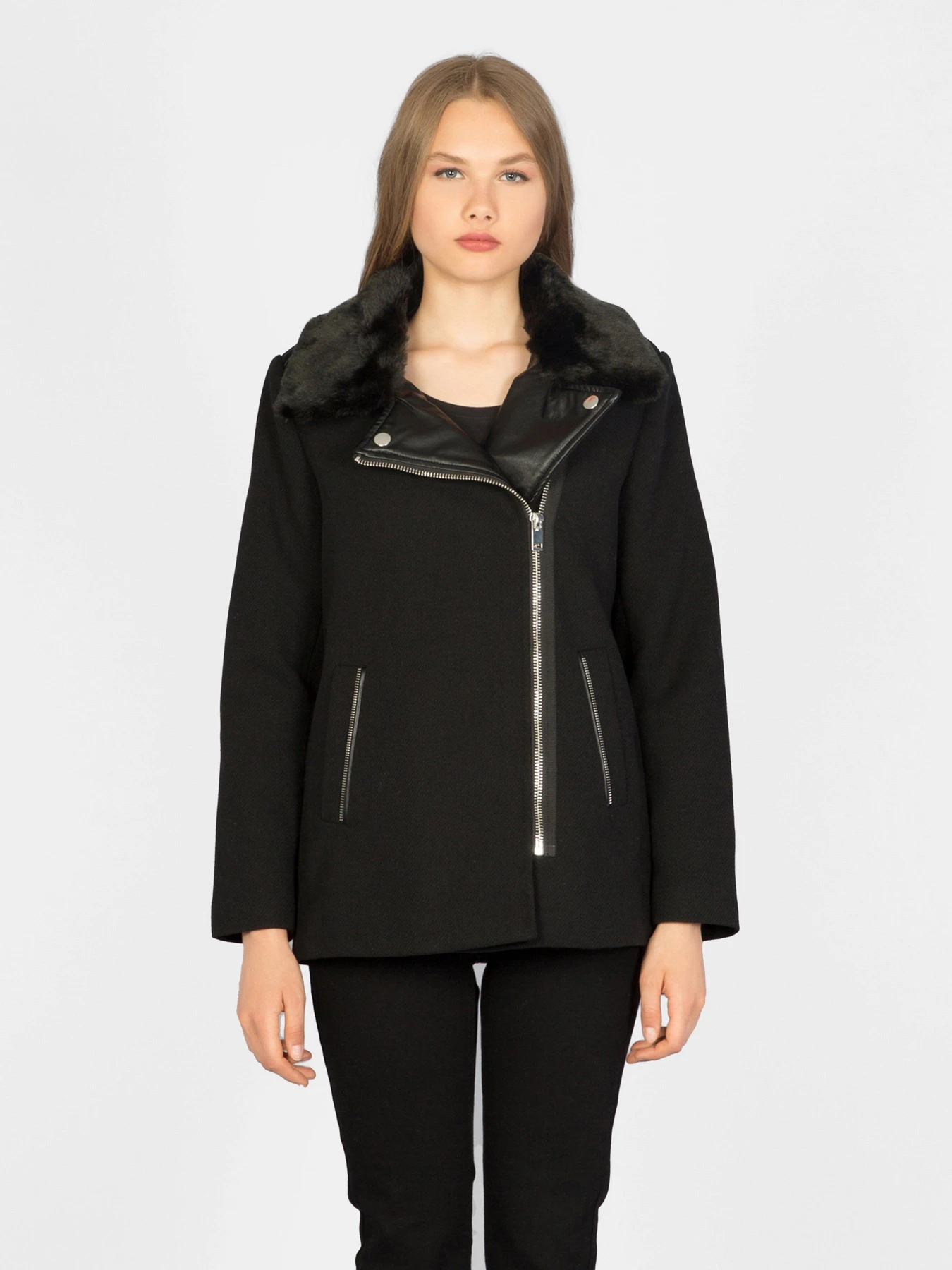 Пальто и плащи Colin’s модель CL1022231BLK Пальто и плащи Colin’s модель CL1022231BLK Фото