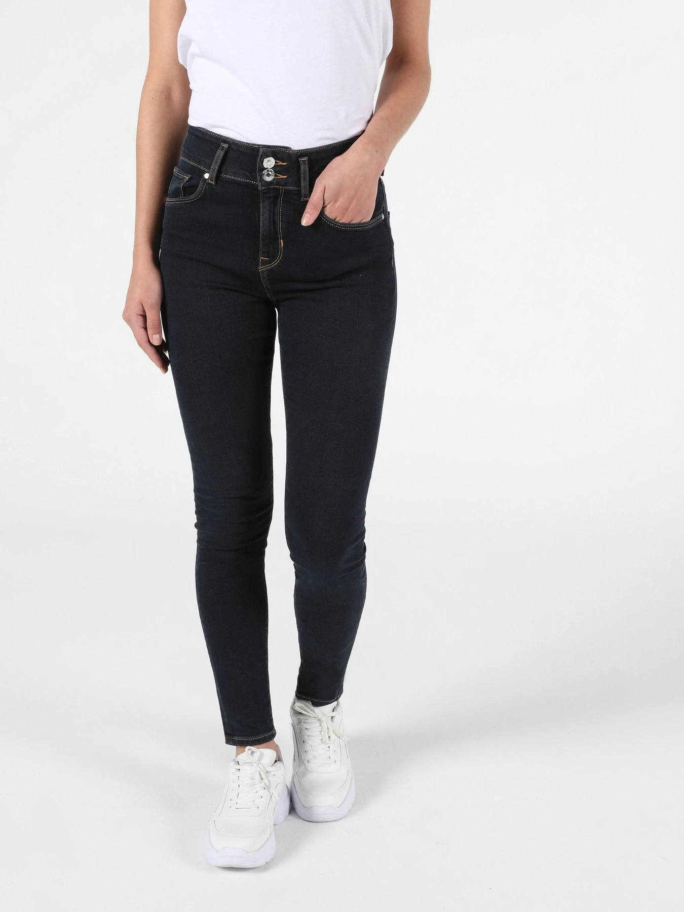 Джинсы Colin’s 760 Diana модель CL1052810DN41260 Фото