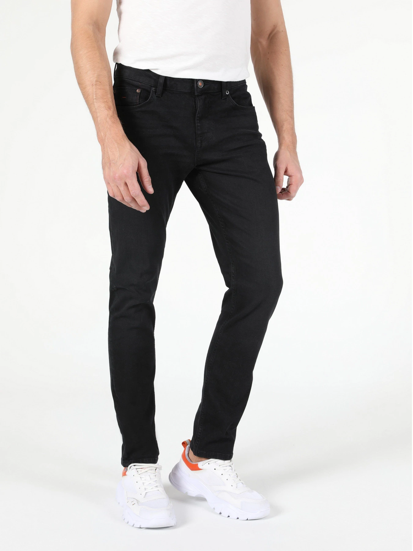 Джинсы Colin’s 044 Karl Straight модель CL1053739DN06469 Фото