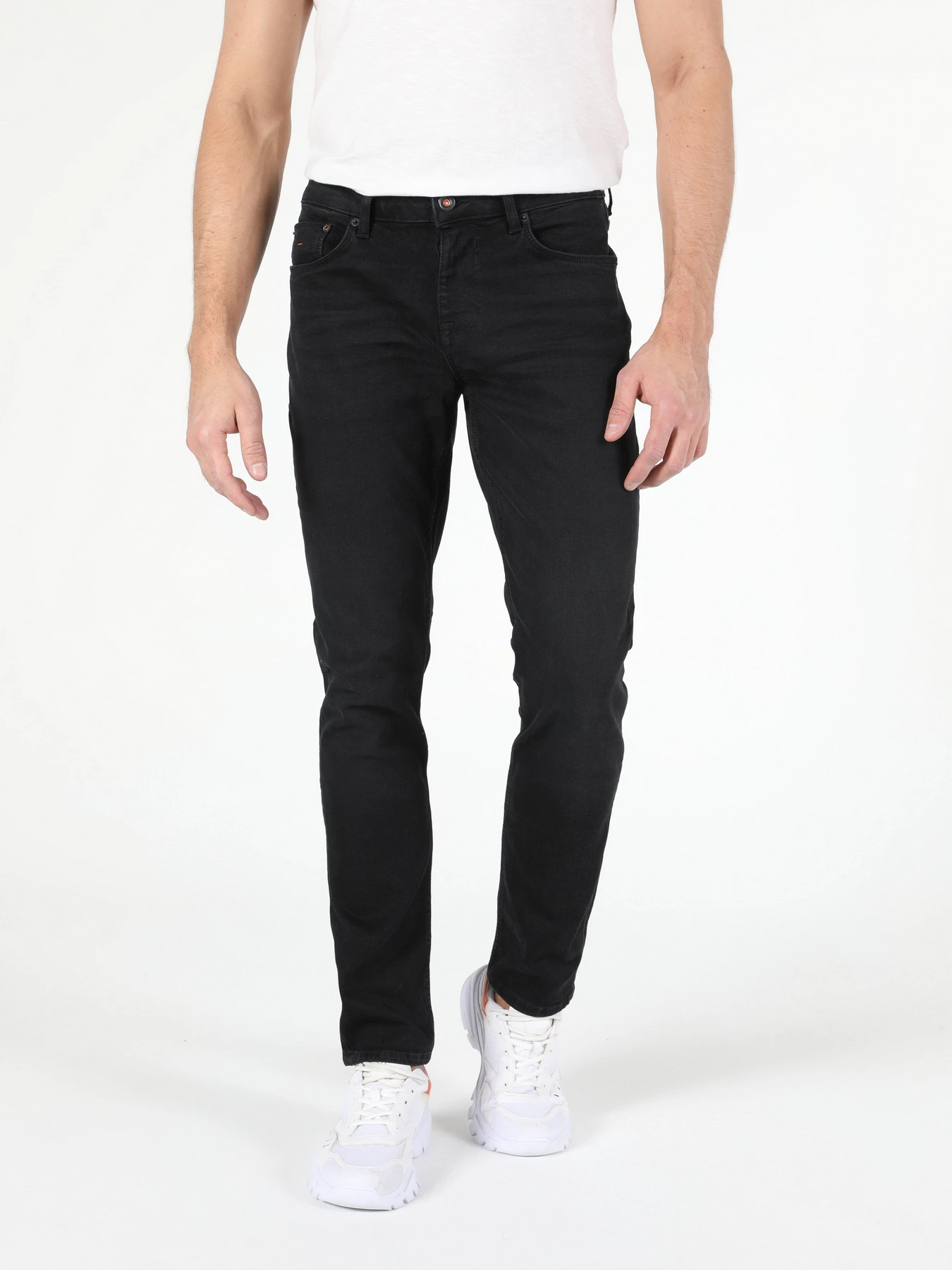Джинсы Colin’s 044 Karl Straight модель CL1053739DN06469 Фото