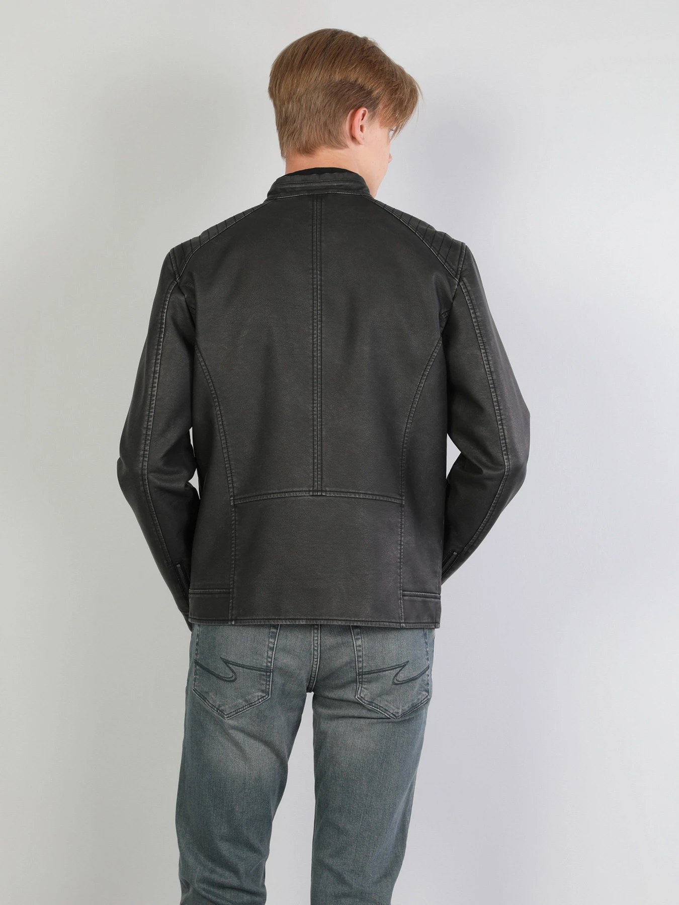 Куртки та дублянки Colin’s модель CL1036130BLK Куртки та дублянки Colin’s модель CL1036130BLK Фото