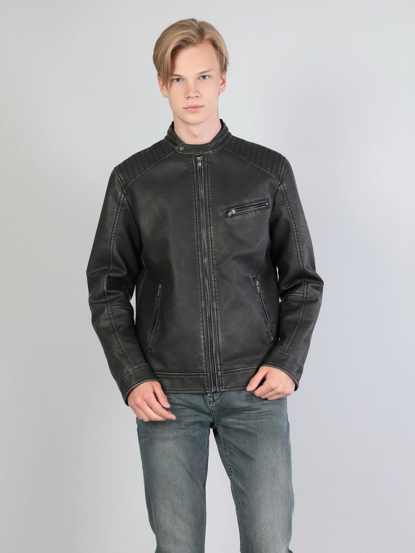 Куртки та дублянки Colin’s модель CL1036130BLK Куртки та дублянки Colin’s модель CL1036130BLK Фото