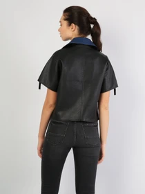 Куртки и дубленки Colin’s модель CL1041649BLK Фото