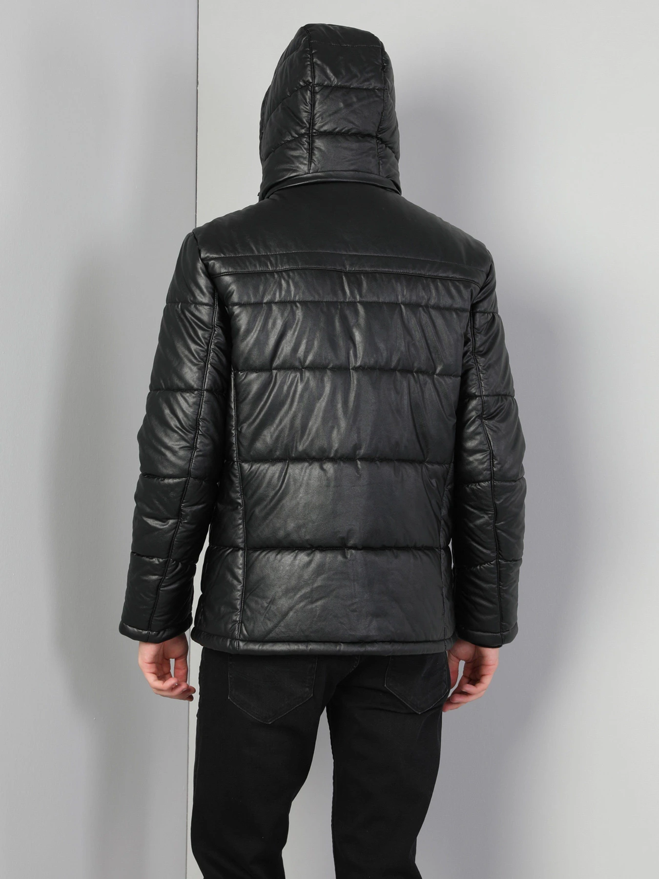Куртки и дубленки Colin’s модель CL1044252BLK Куртки и дубленки Colin’s модель CL1044252BLK Фото