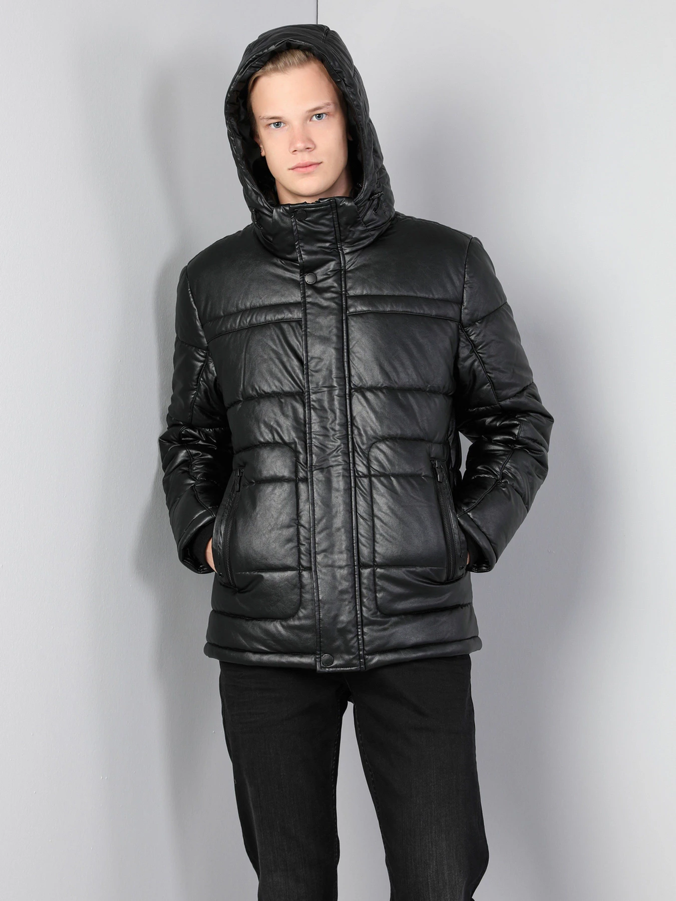 Куртки и дубленки Colin’s модель CL1044252BLK Куртки и дубленки Colin’s модель CL1044252BLK Фото