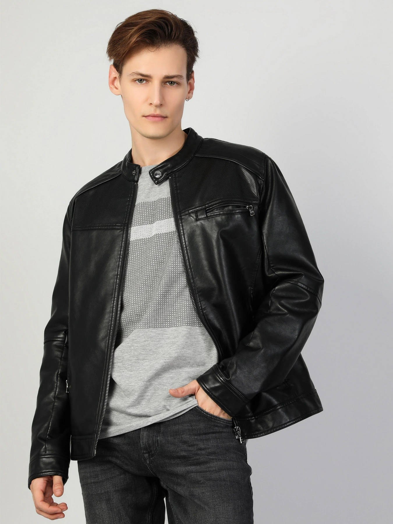 Куртки та дублянки Colin’s модель CL1046890BLK Куртки та дублянки Colin’s модель CL1046890BLK Фото