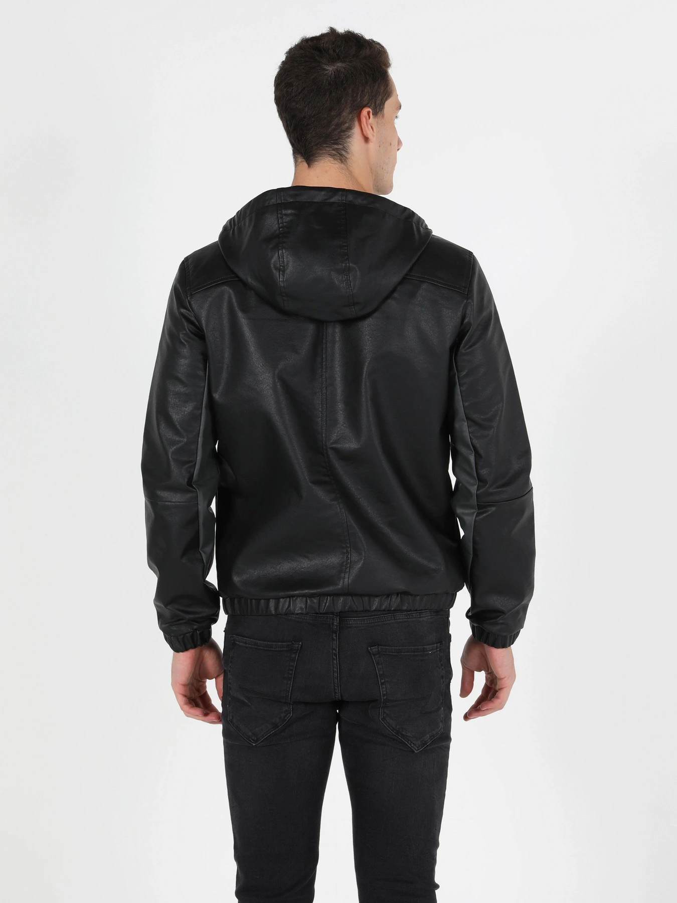 Куртки та дублянки Colin’s модель CL1050094BLK Куртки та дублянки Colin’s модель CL1050094BLK Фото