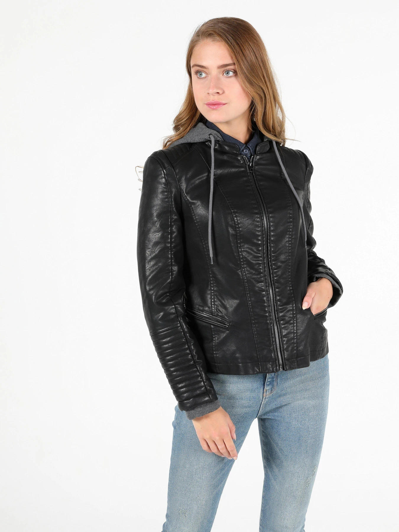 Куртки и дубленки Colin’s модель CL1051275BLK Куртки и дубленки Colin’s модель CL1051275BLK Фото