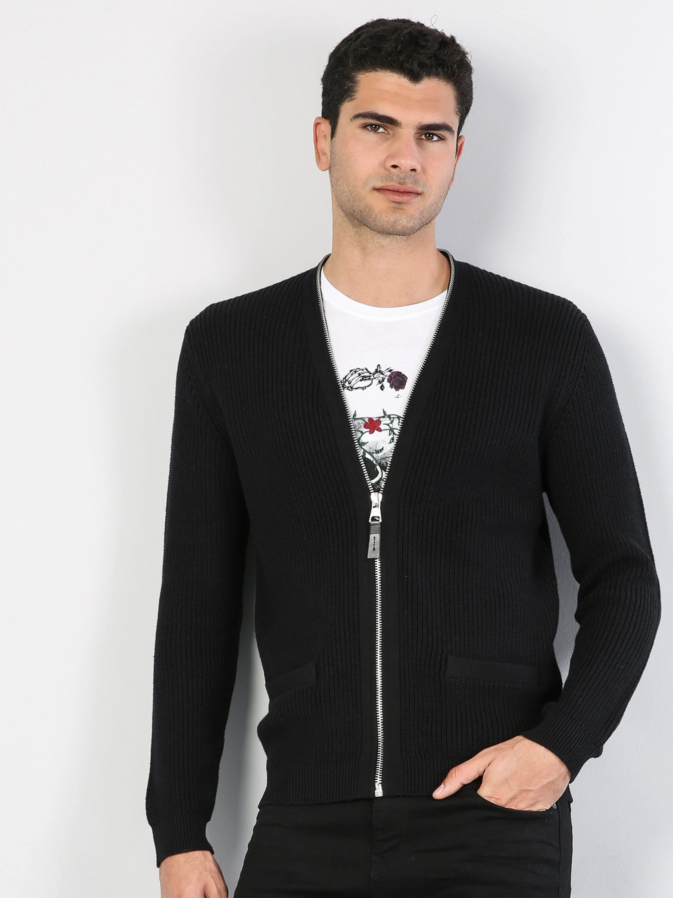 Свитры и кардиганы Colin’s модель CL1035132BLK Свитры и кардиганы Colin’s модель CL1035132BLK Фото
