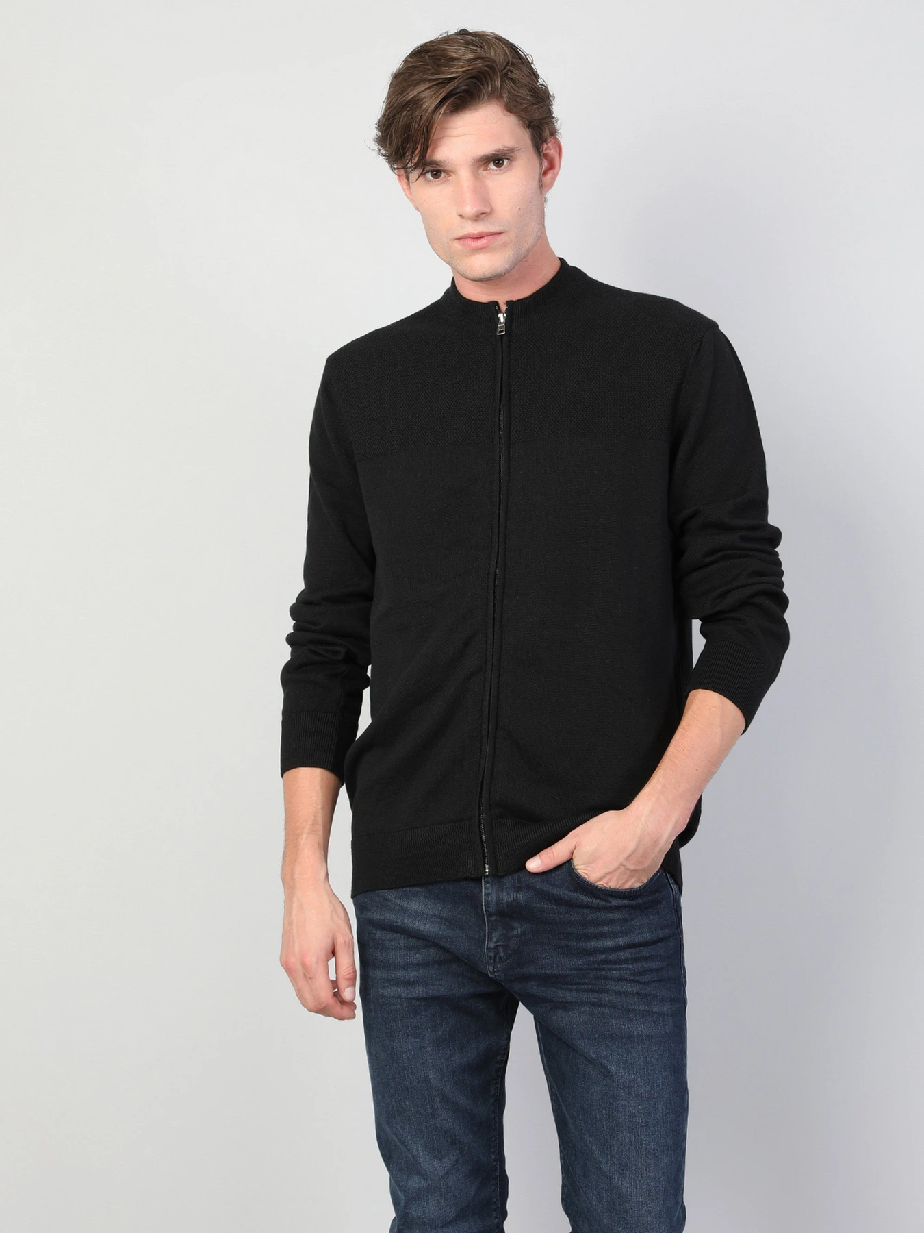 Свитры и кардиганы Colin’s модель CL1045579BLK Фото