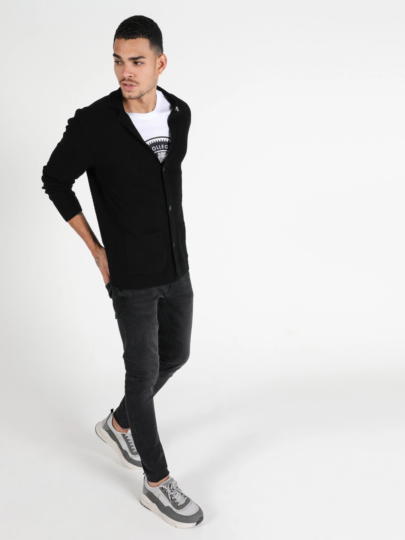 Свитры и кардиганы Colin’s модель CL1046046BLK Свитры и кардиганы Colin’s модель CL1046046BLK Фото