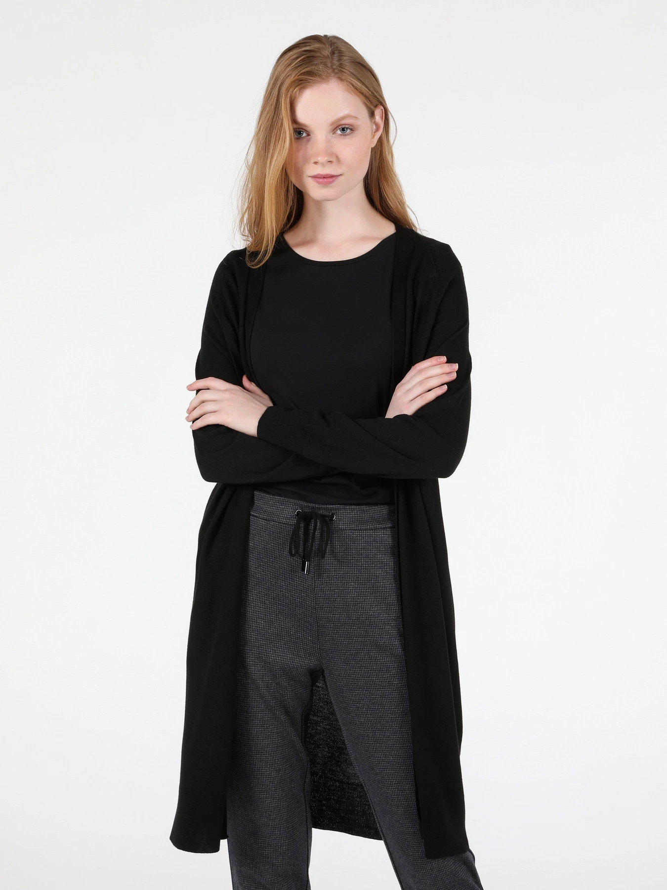 Свитры и кардиганы Colin’s модель CL1050370BLK Фото